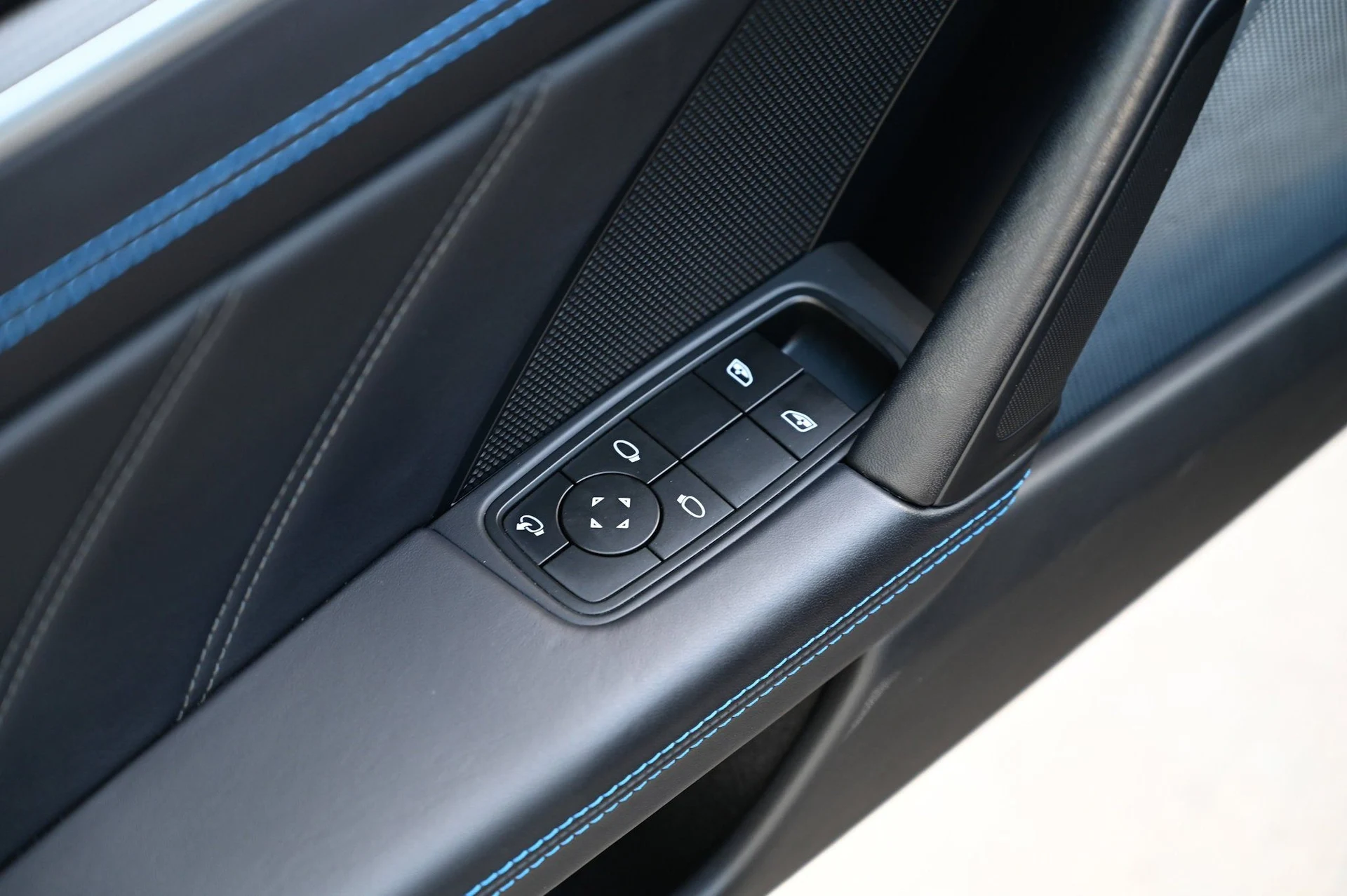 mph023_1577316785_bcb24a4b6aac4b64b086165d5719147f_664fd39269