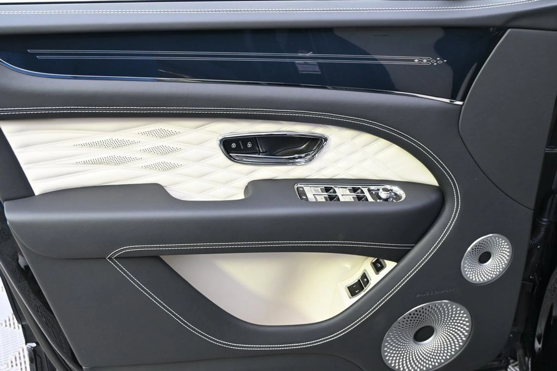 mph023_1584383982_1c22ed58cfa942349e055b68b6411be0_4b4fac4610