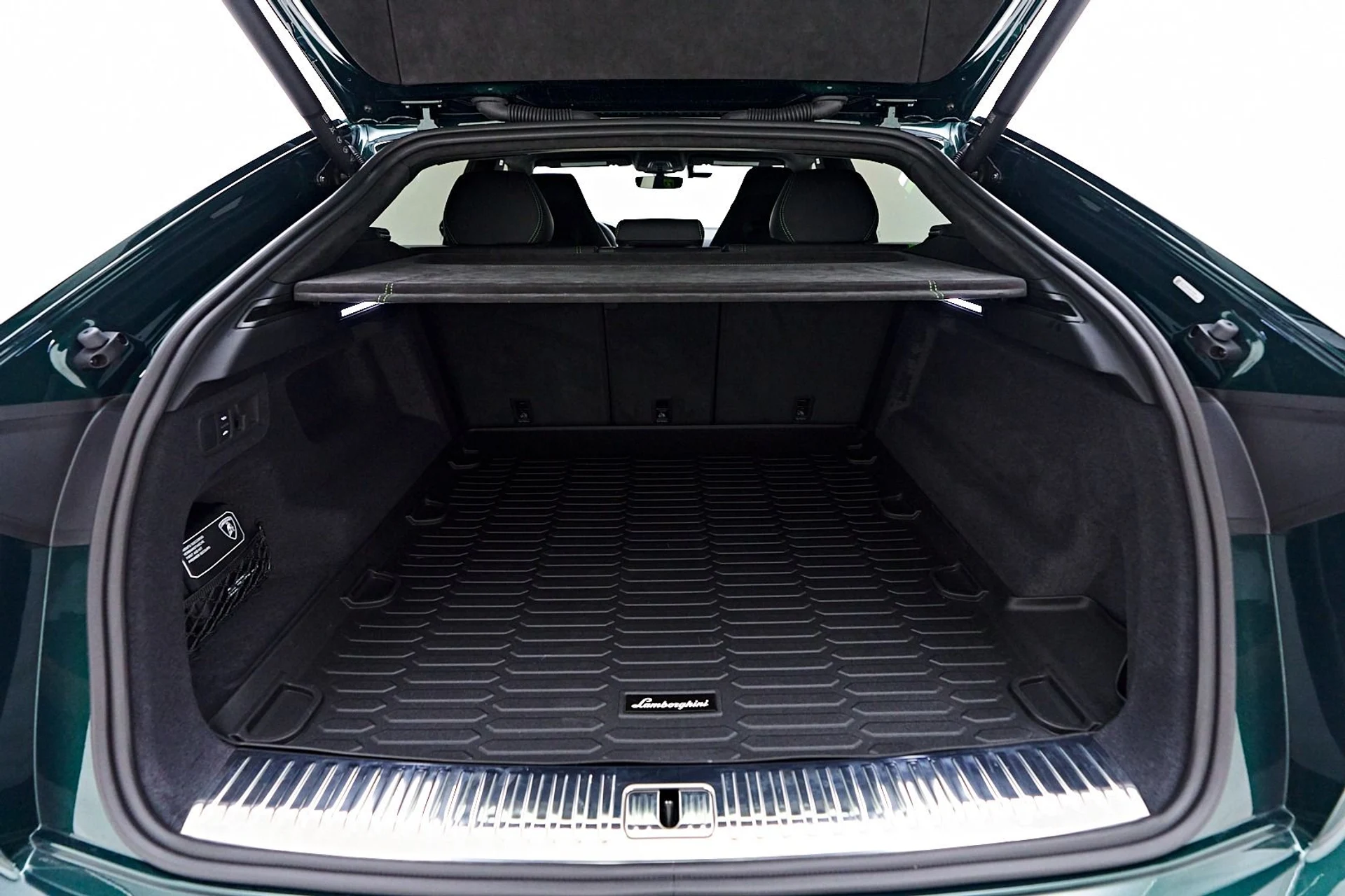 mph023_159521593_Used_2024_Lamborghini_Urus_S_1745956869_4269dfb7b6