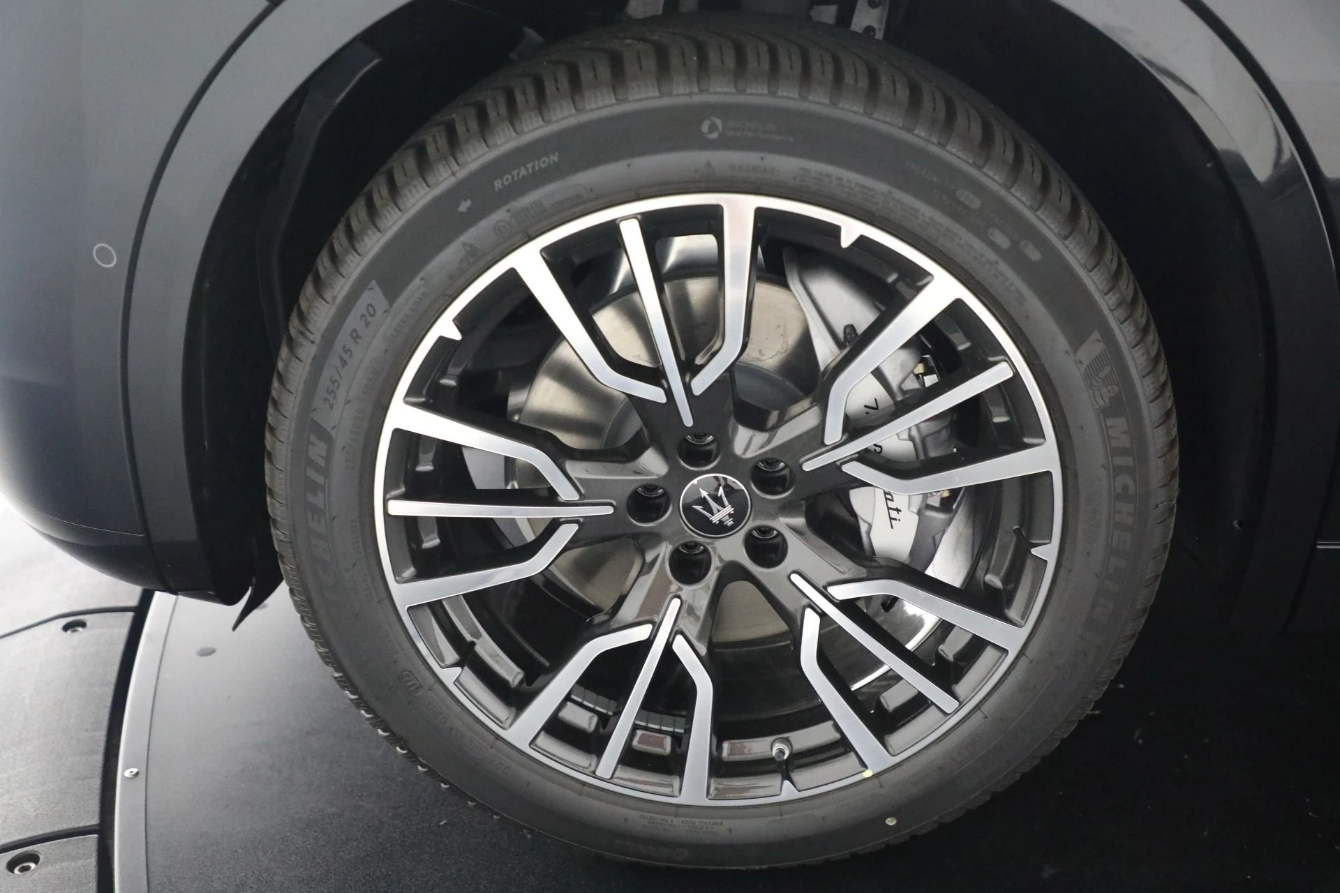 mph023_1596639544_New_2025_Maserati_Grecale_1755878909_fc23f0fe86