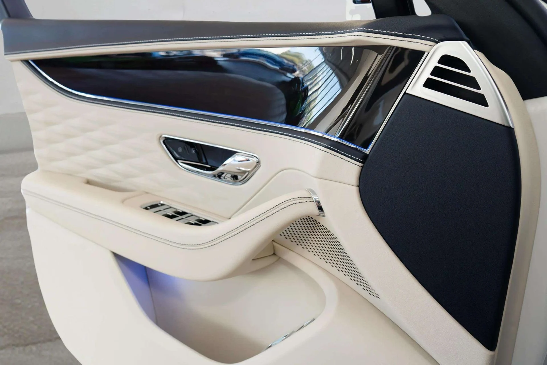 mph023_160029238_de92a89d_8bba_4ad5_a7a6_4caba3942ab6_b85847152c