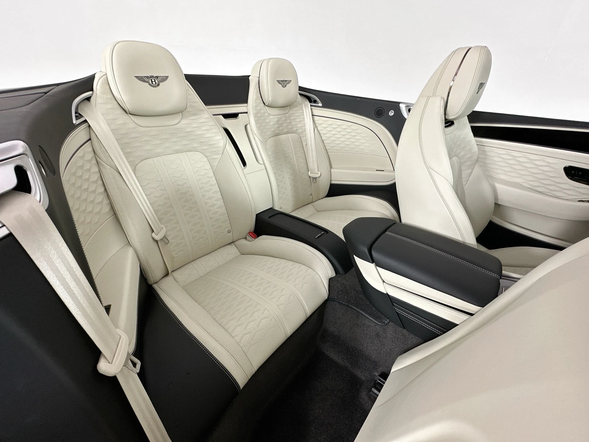 mph023_1608182658_24_9748532151