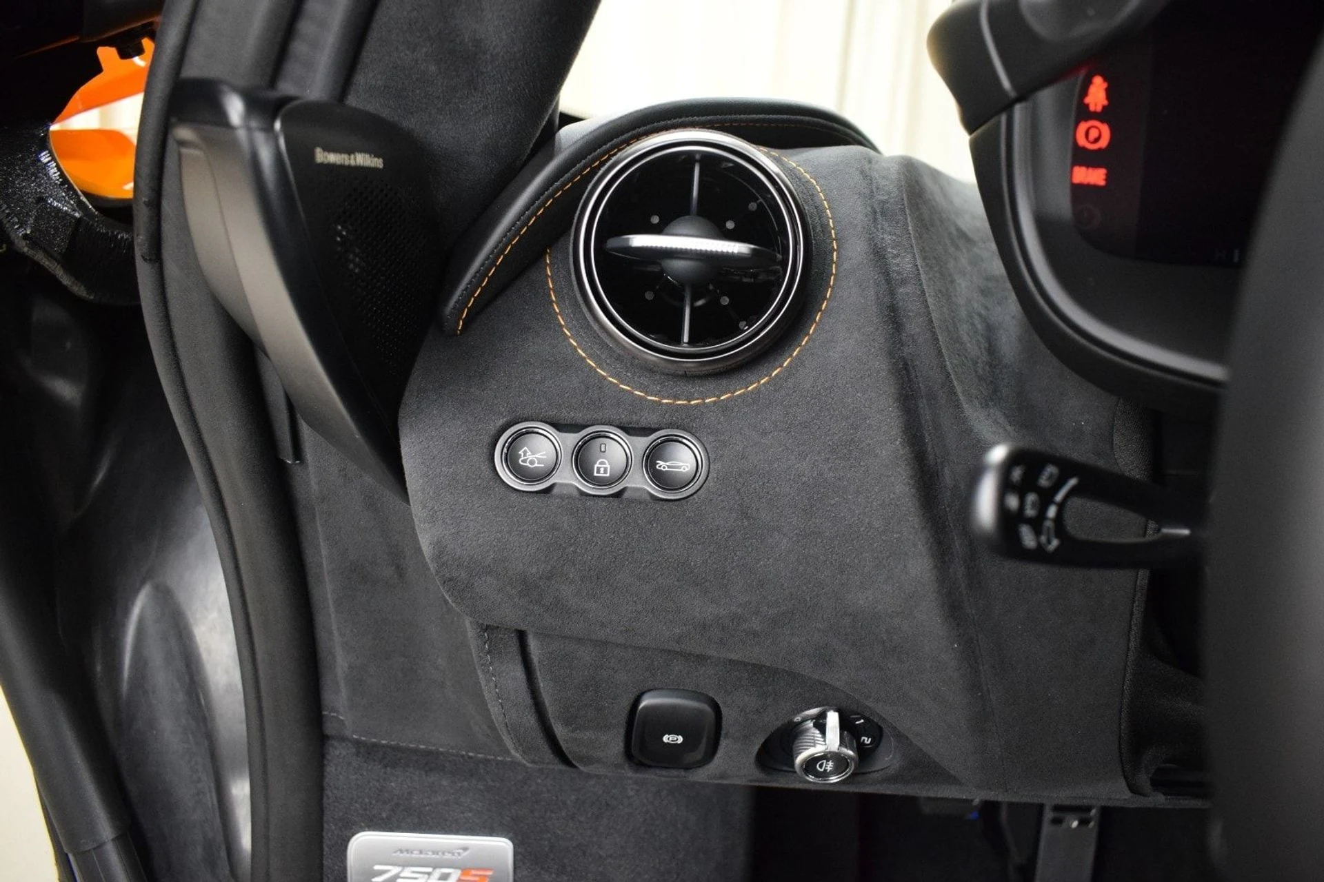 mph023_1609224301_1b9440645ff7ffb2917aa3f0bed24b0ax_552b1eaa83