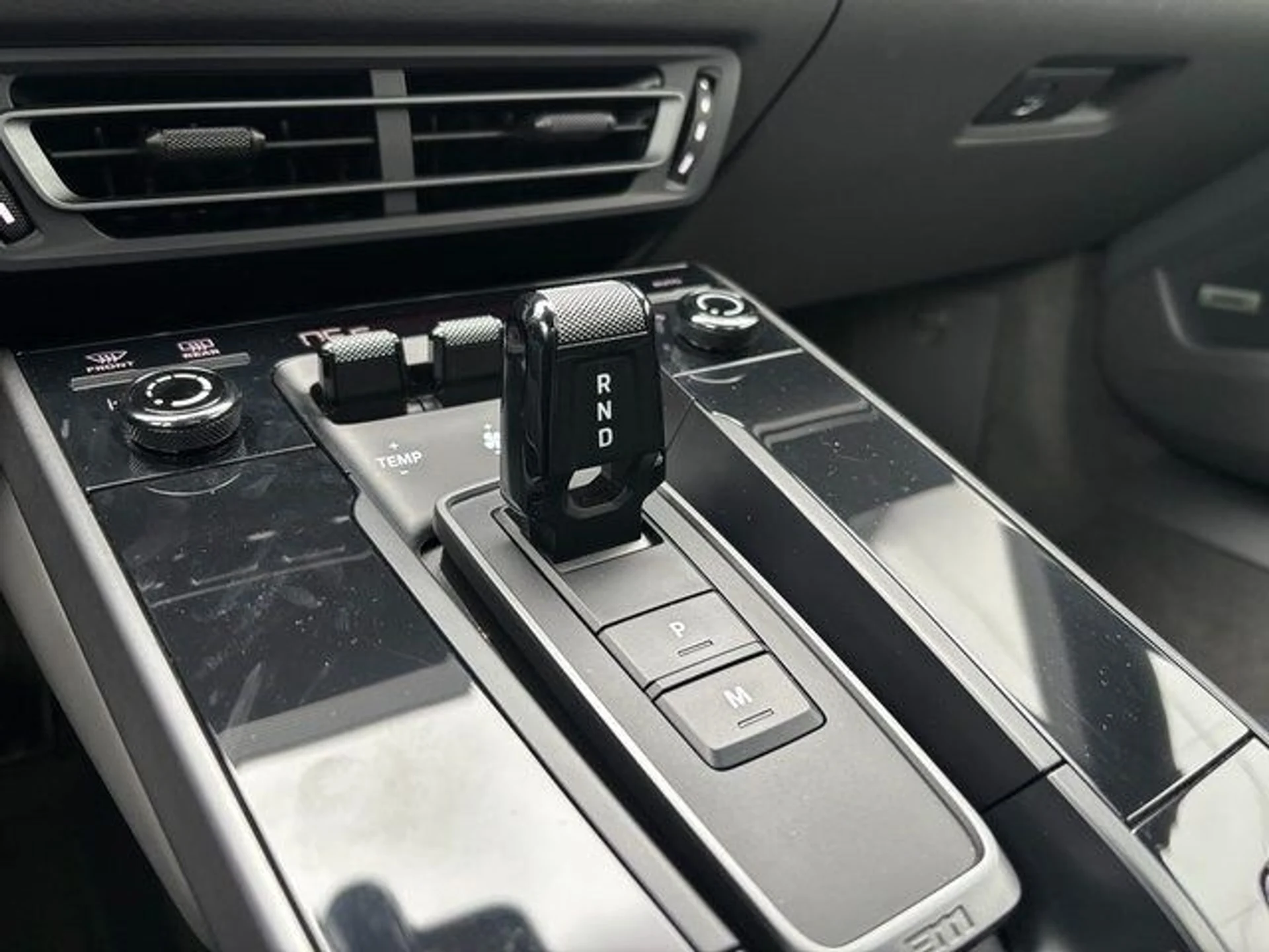 mph023_1618541422_a84f0654fec85eaa8c2b12a488894302x_1c5555a7e1