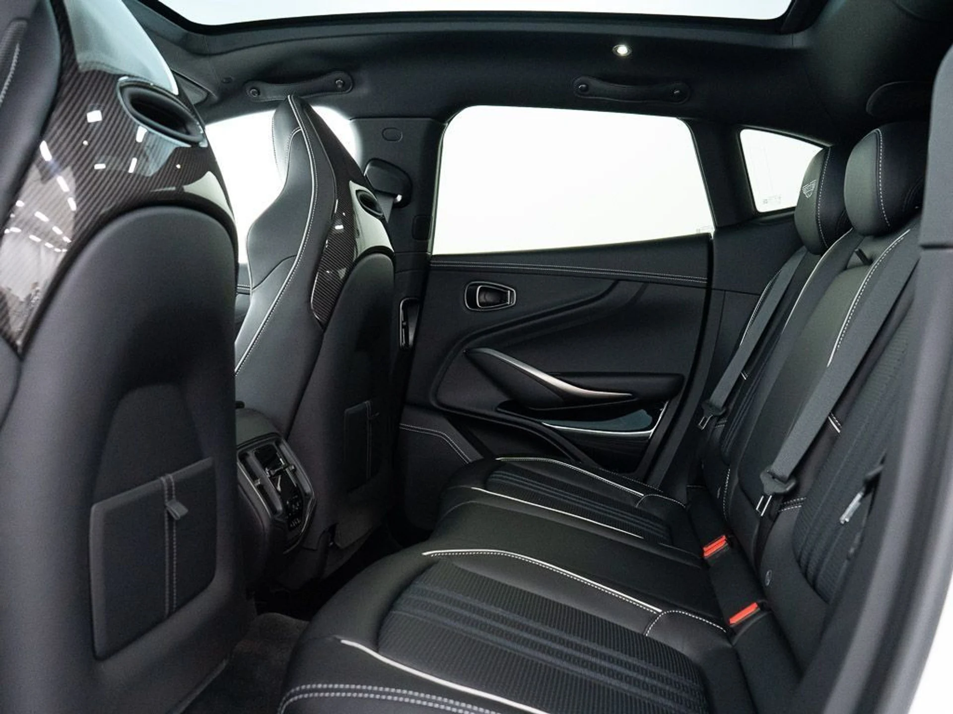 mph023_1619254166_930a39b19f9ee210f9045e008a3b9f2a_feb996ee81