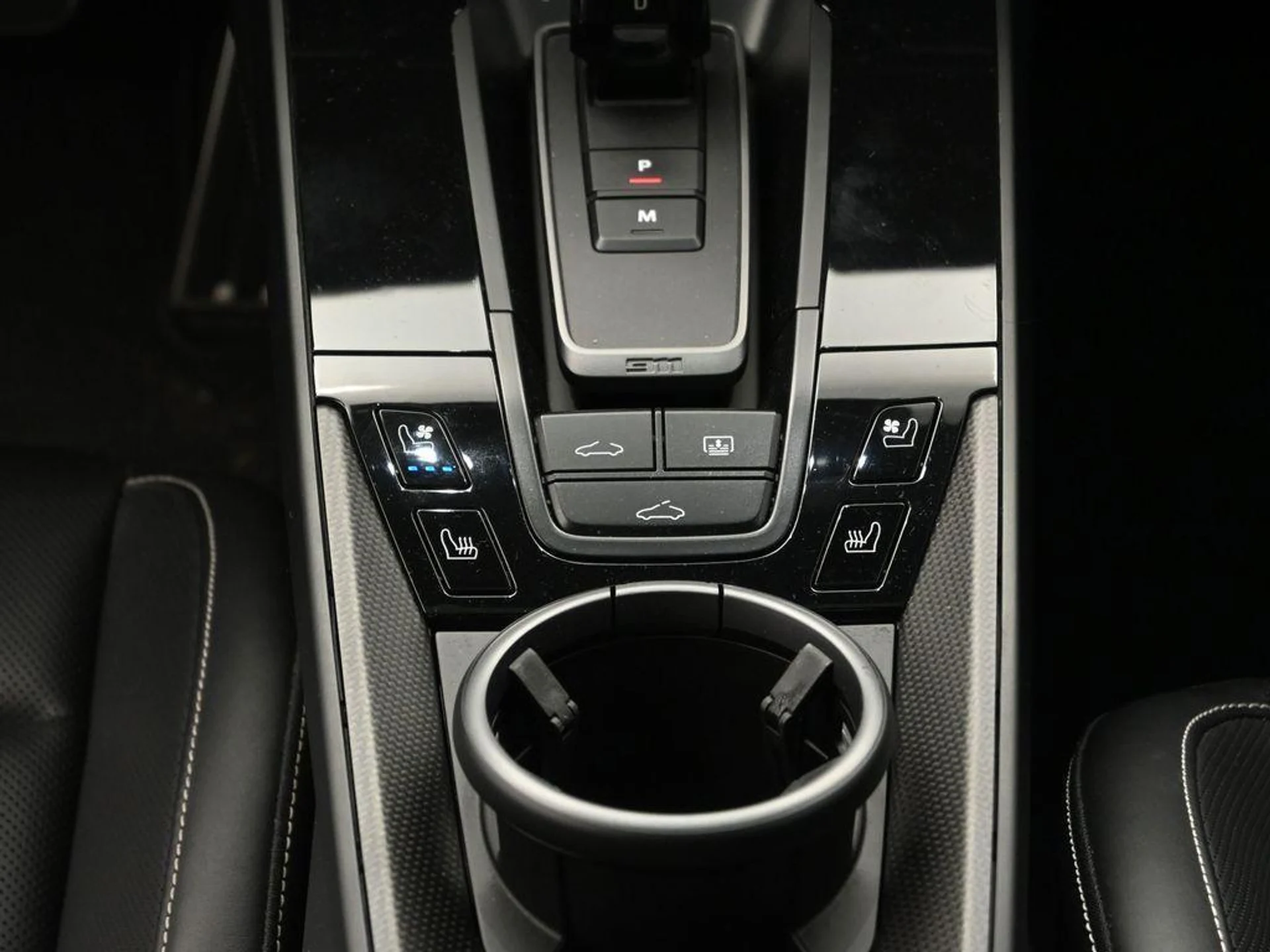 mph023_1632141586_0xs_N_Rj11yb_Y4_R3_X8_Yg9_M1yh9_Pw_cde9d324a2