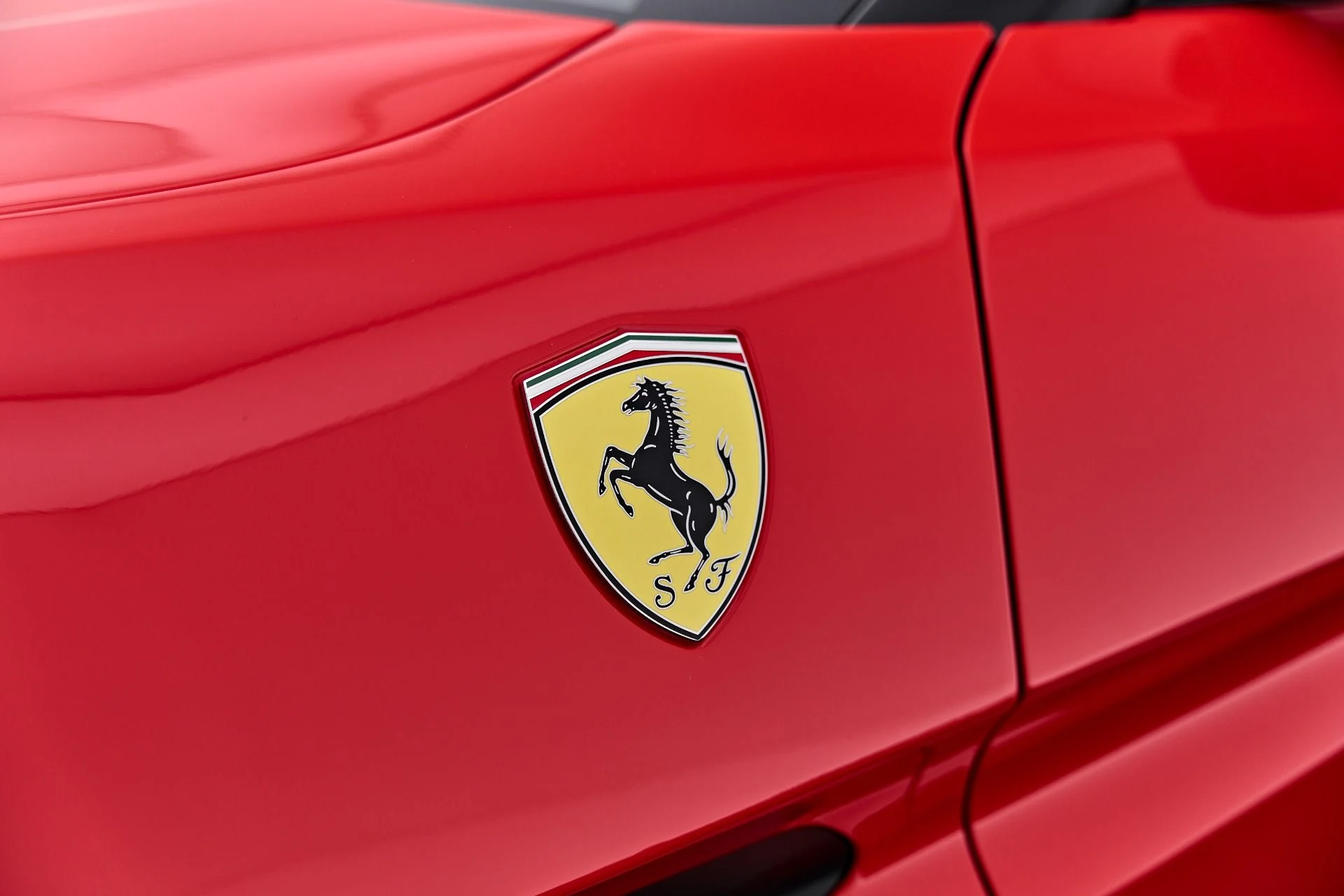 mph023_1634518846_Used_2022_Ferrari_Portofino_M_Base_1790300279_a474adff9b