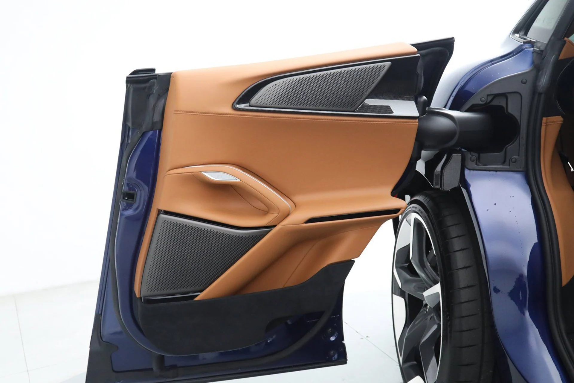 mph023_1637855596_db3199bb441b7dad34c27c88d6bdde6b_ca11c0a619