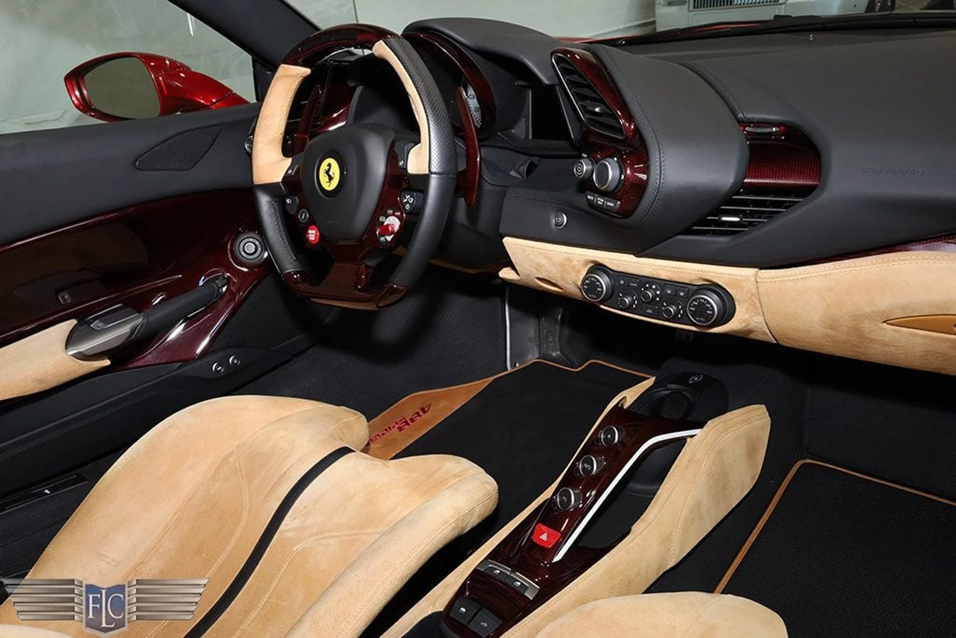 mph023_1641349428_used_2019_ferrari_488_spider_convertible_9689_22929028_24_1024_9aaff7ecb6