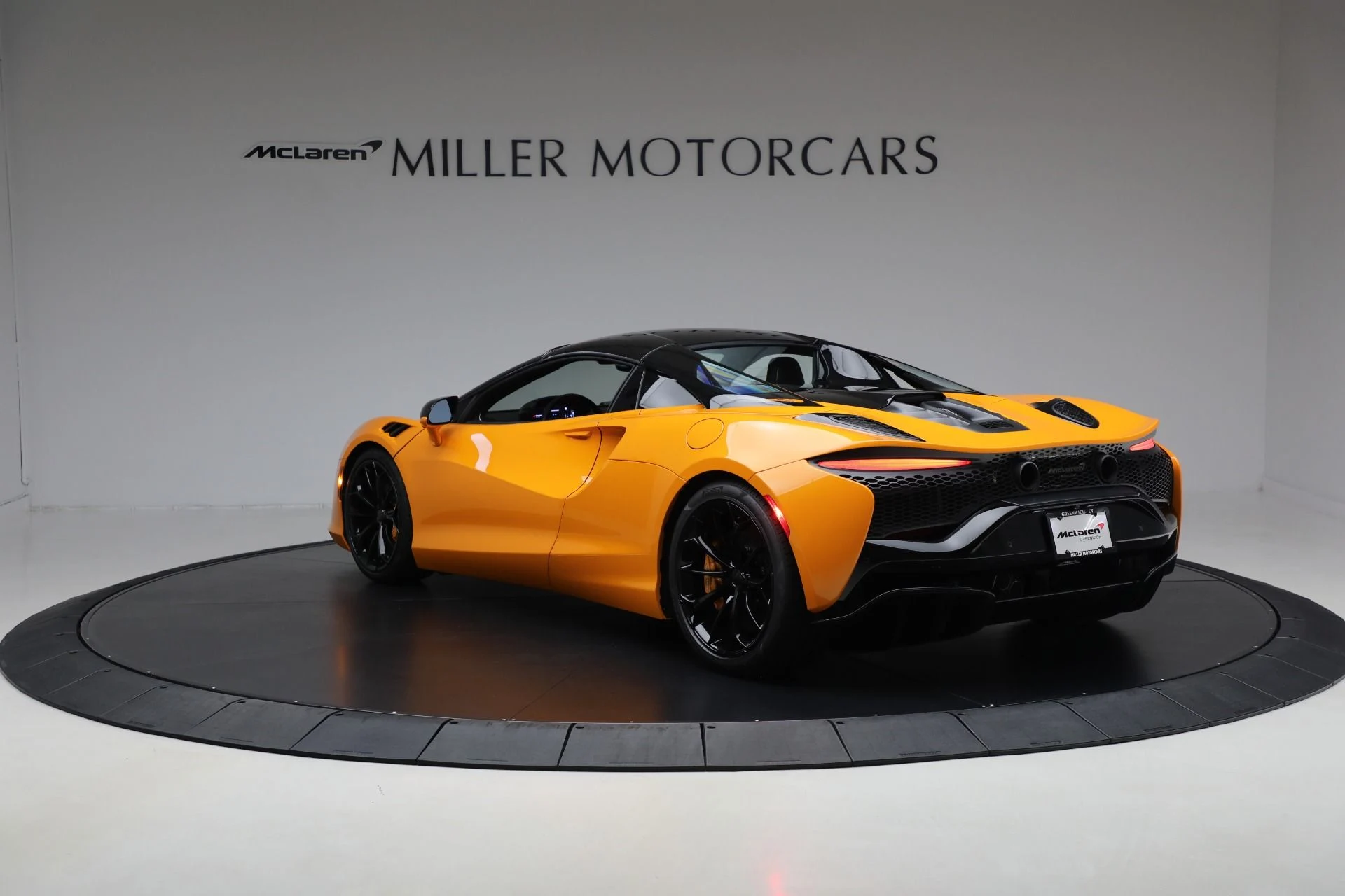 mph023_1651750217_New_2026_Mc_Laren_Artura_Spider_Tech_Lux_6d465b1a8b