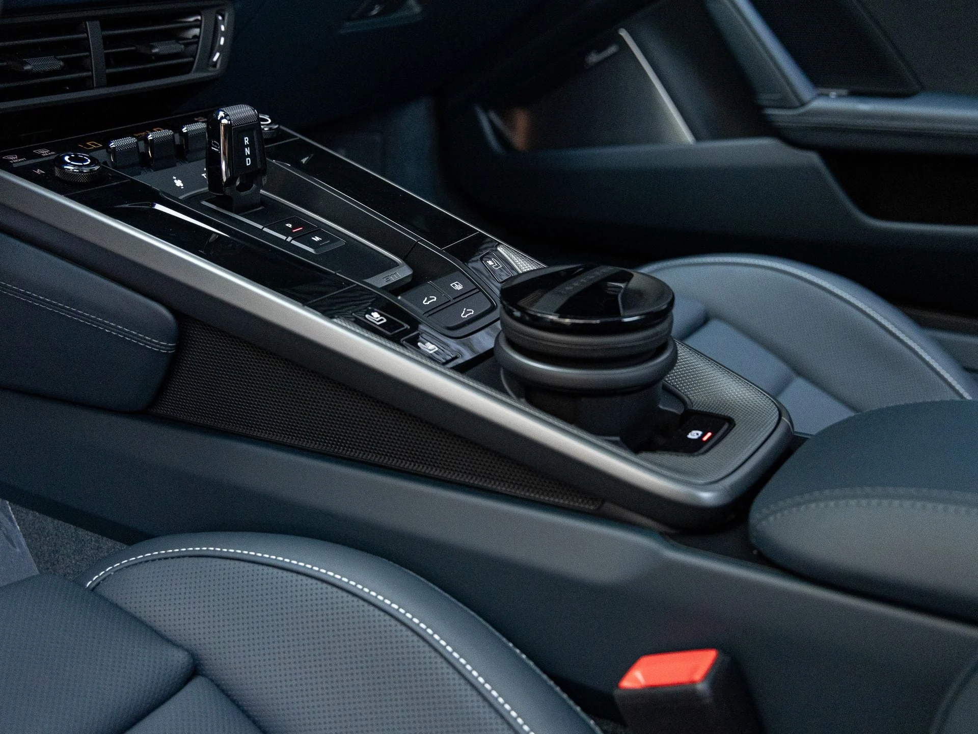 mph023_165658294_24_83c8db4e7b