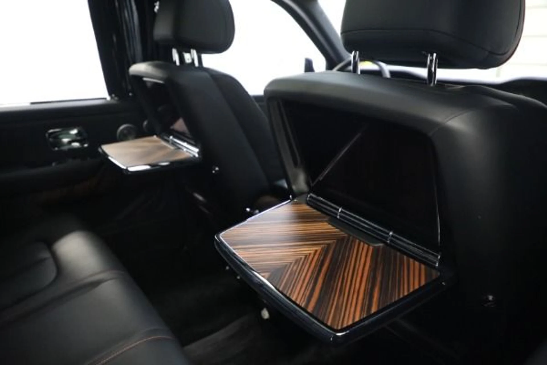 mph023_1657190411_Used_2019_Rolls_Royce_Cullinan_3f0e92d88d