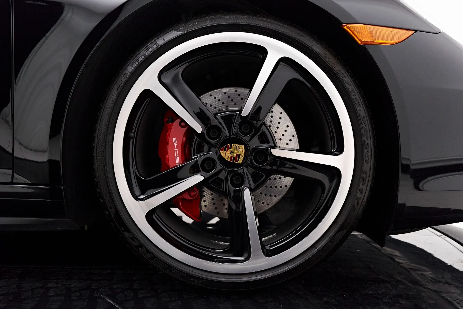 mph023_1661000024_Used_2016_Porsche_911_Targa_4_S_1708643466_6c4f90ef88
