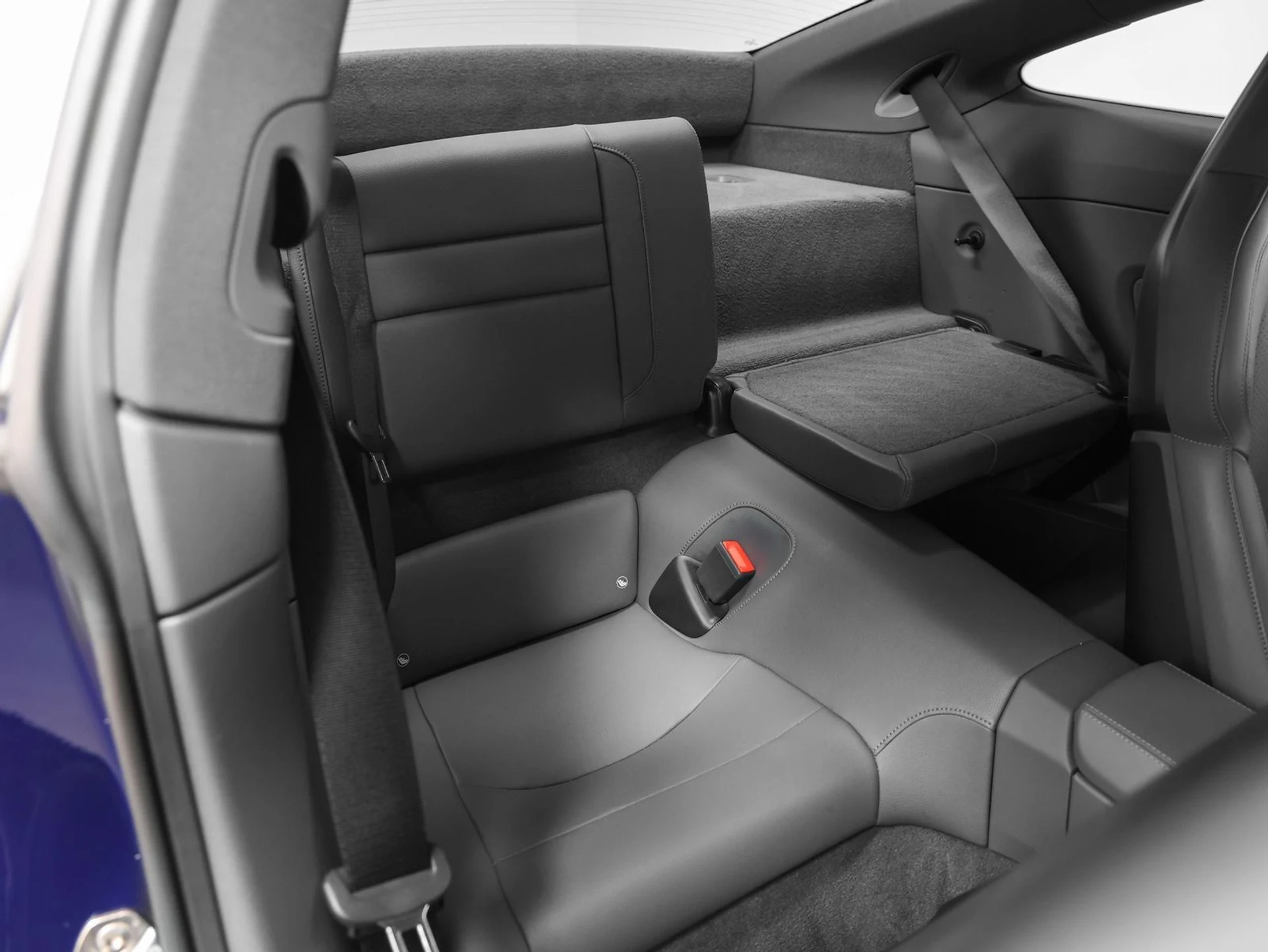 mph023_166213413_24_61af4aa9d1