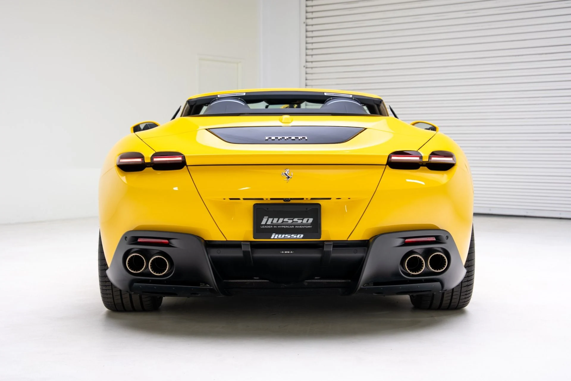 mph023_1665215199_Used_2025_Ferrari_Roma_Spider_1768435062_dde54358a3