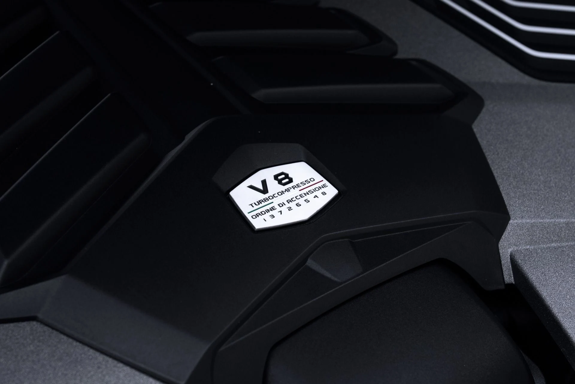 mph023_1665644317_Used_2024_Lamborghini_Urus_Performante_1775146757_22323e404e