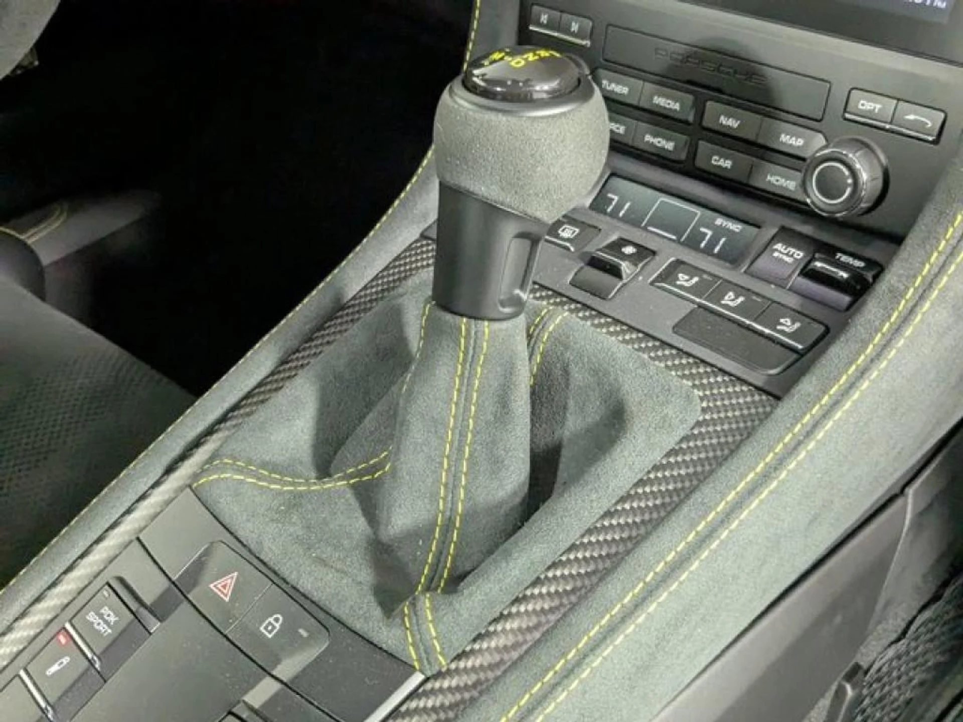 mph023_166853784_c_H2n_HXA_3_D6_VJA_tu5_E1_db_Xj_Q0c_4ac8f0db51