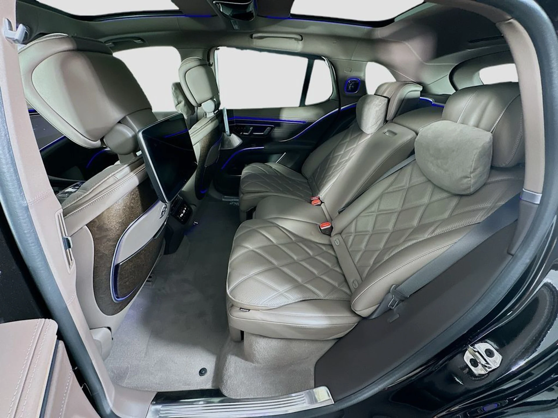 mph023_1677395464_5b83426510488abc3a191c1411ed643dx_5d2665693c