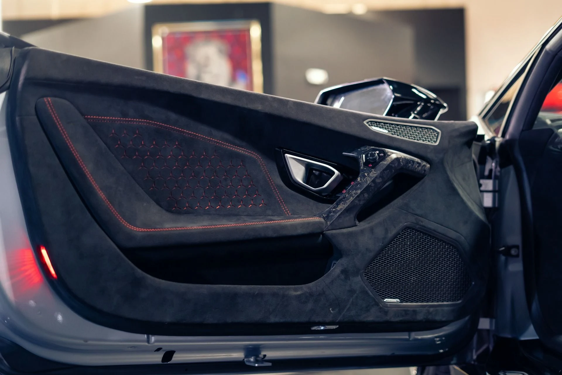 mph023_1680508381_Used_2018_Lamborghini_Huracan_LP_640_4_Performante_Spyder_1782163354_d4b4dedfbf