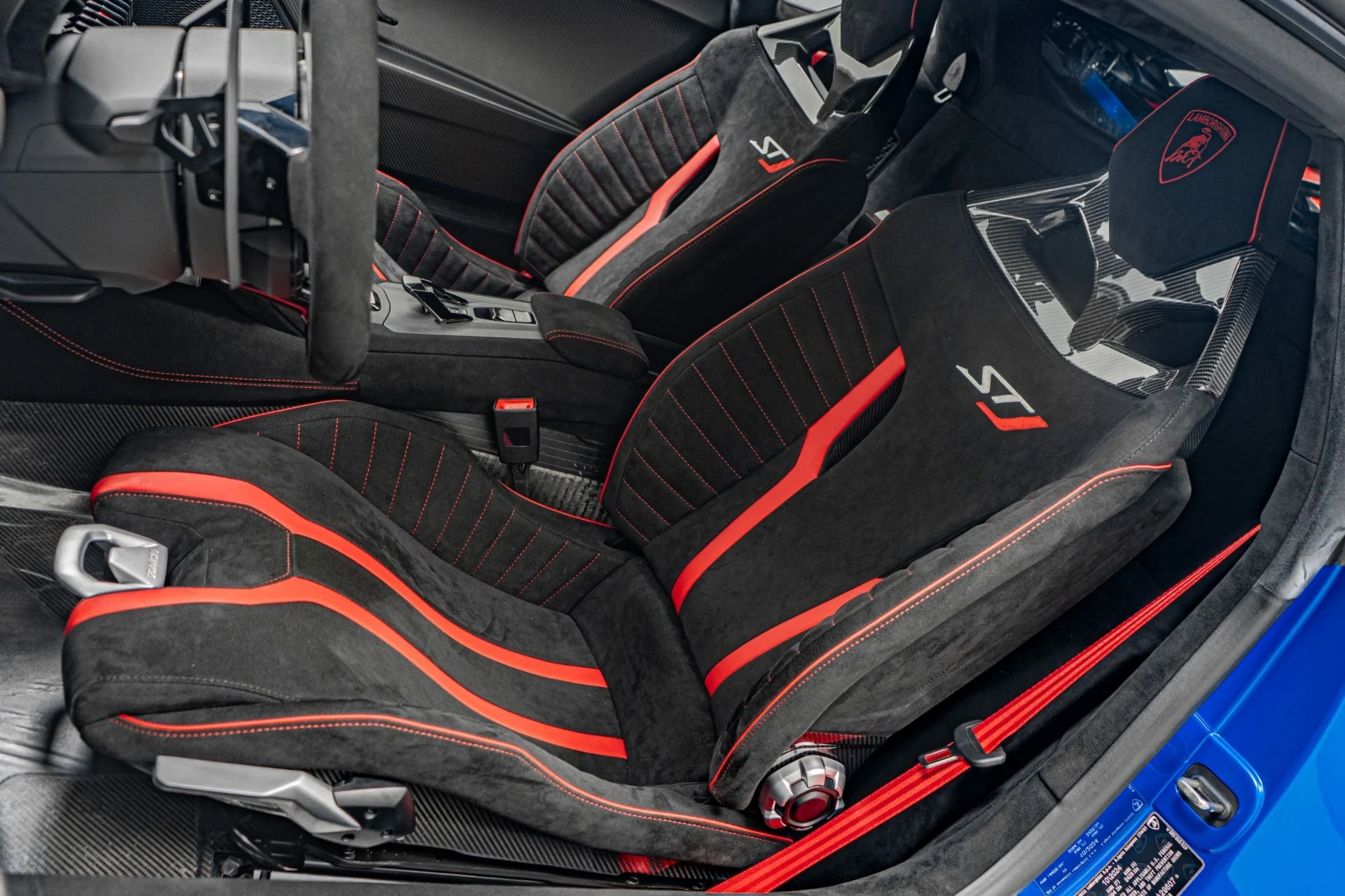 mph023_1683831856_Used_2024_Lamborghini_Huracan_STJ_1757002928_d6c91aff67
