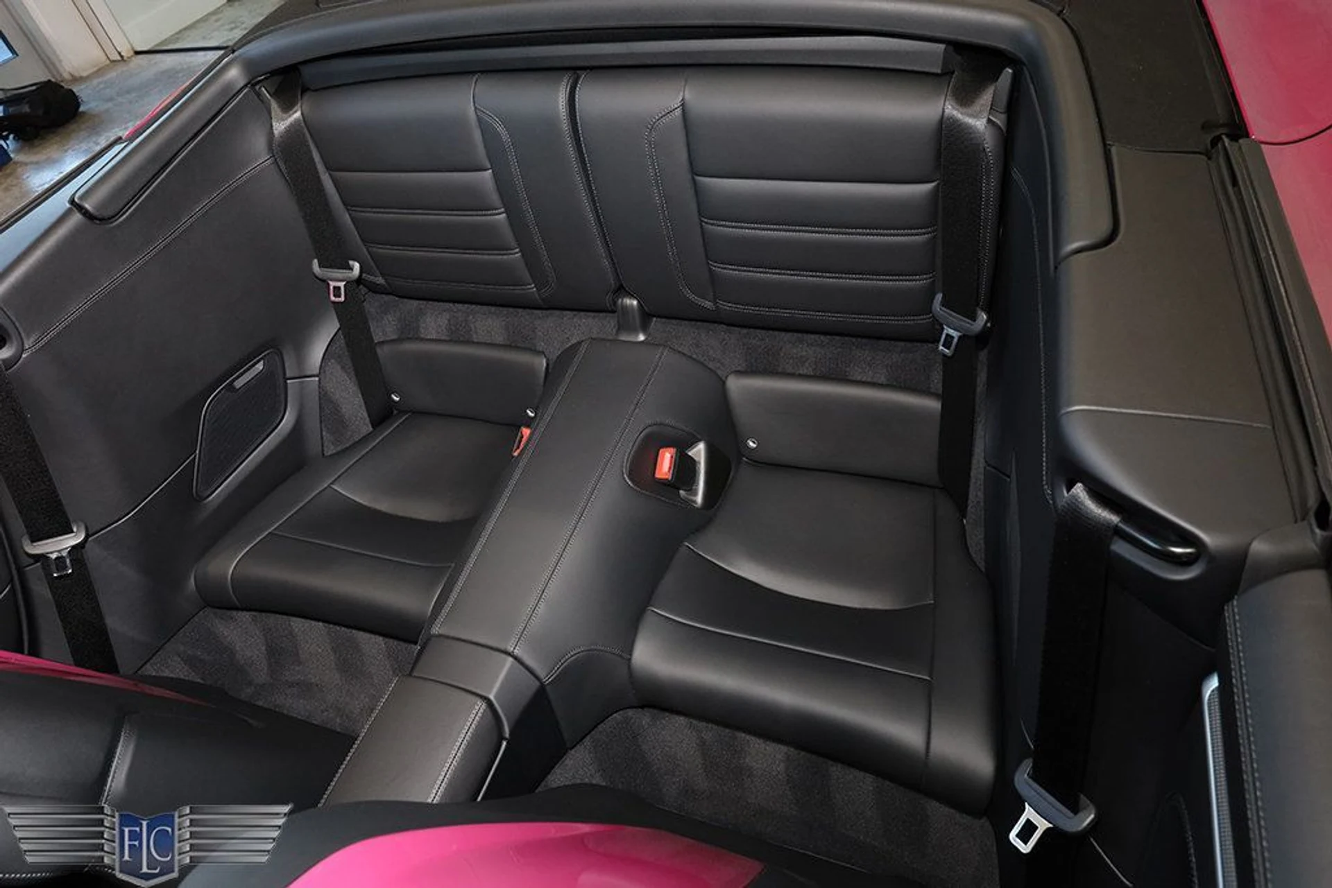 mph023_1704736392_used_2024_porsche_911_turboscabriolet_9689_22977527_24_1024_ebc9f591f8