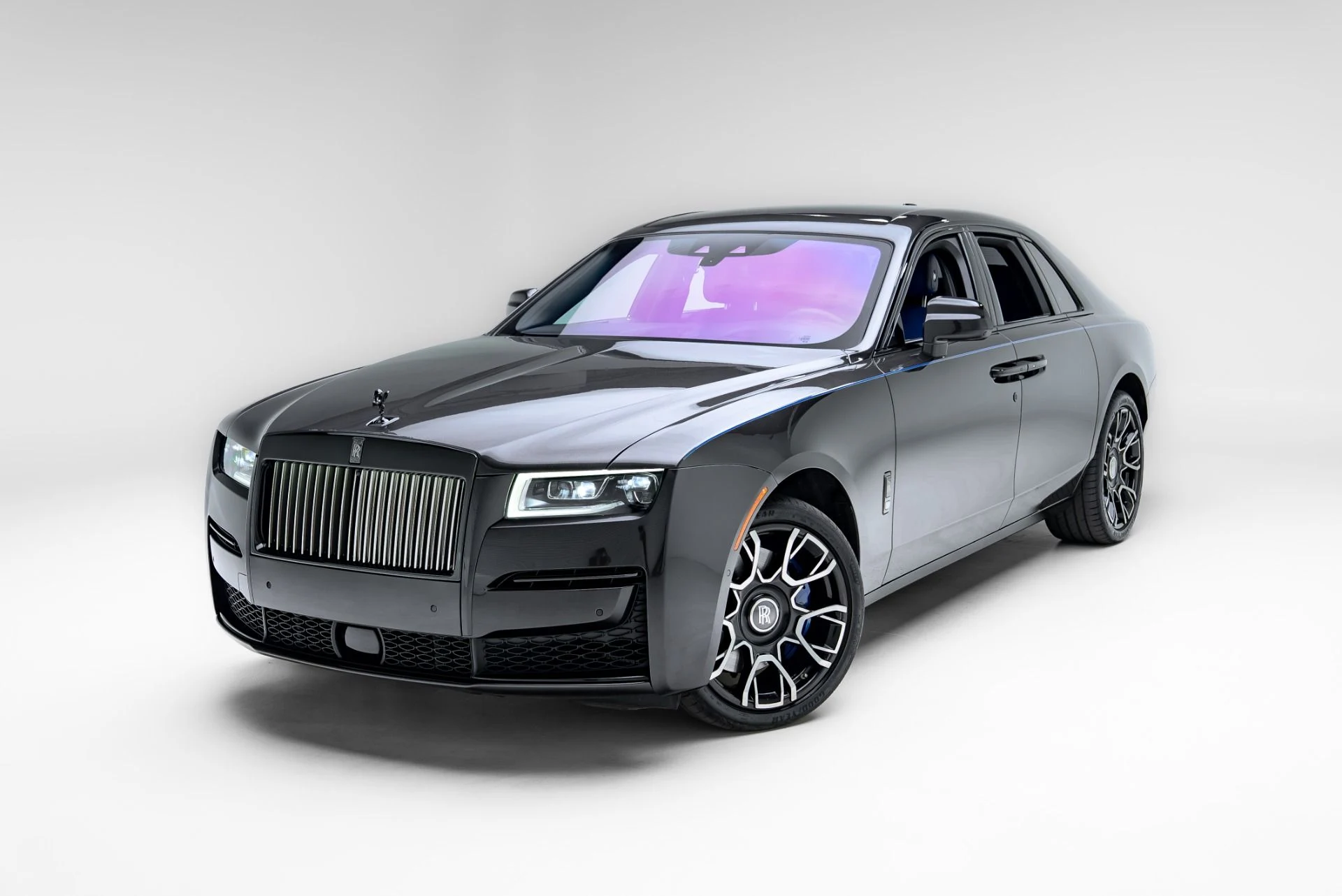 mph023_1710653908_Used_2023_Rolls_Royce_Black_Badge_Ghost_1776470002_ba797de0c6