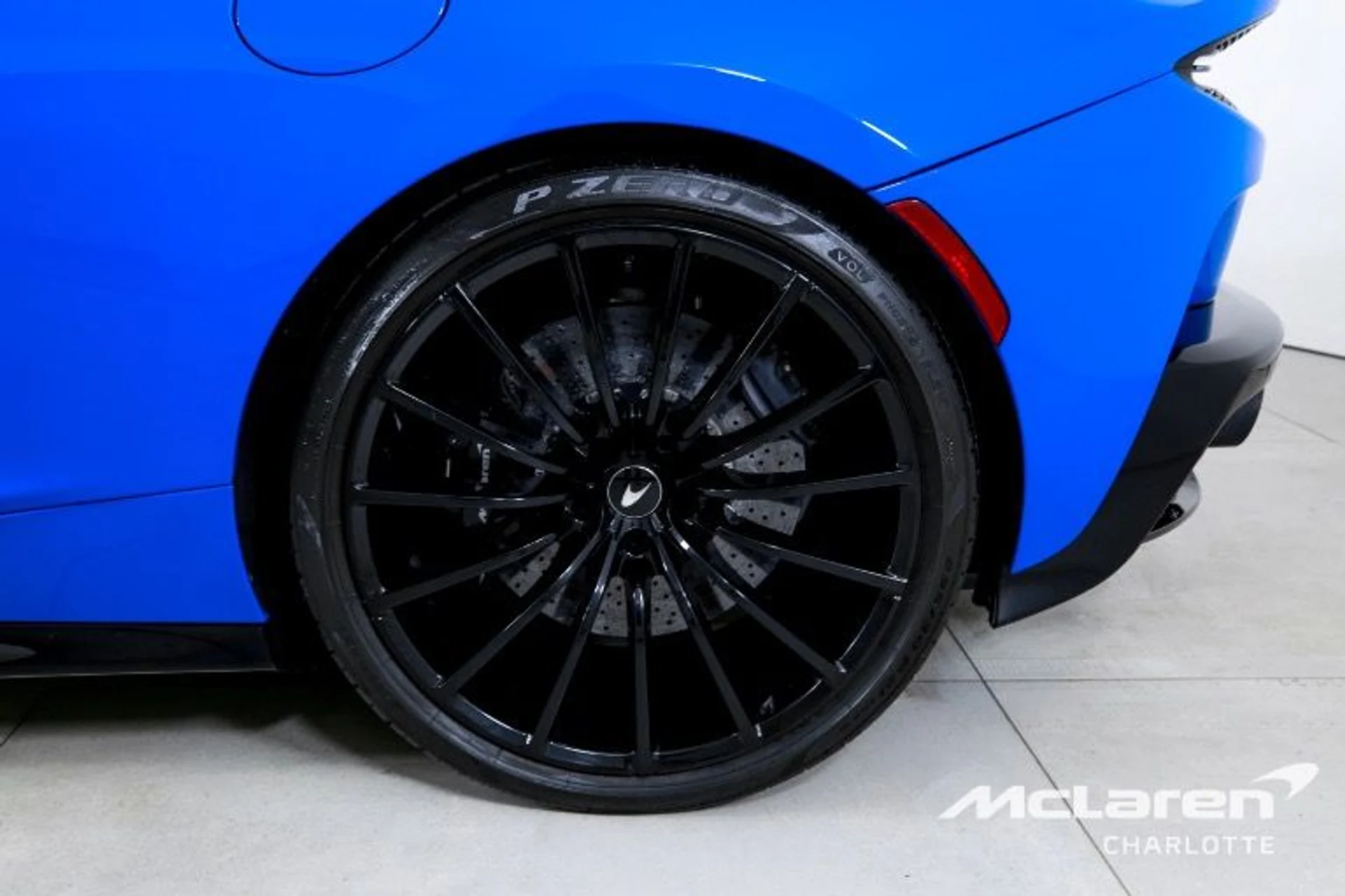 mph023_1711019085_Used_2020_Mc_Laren_GT_5898b2271d