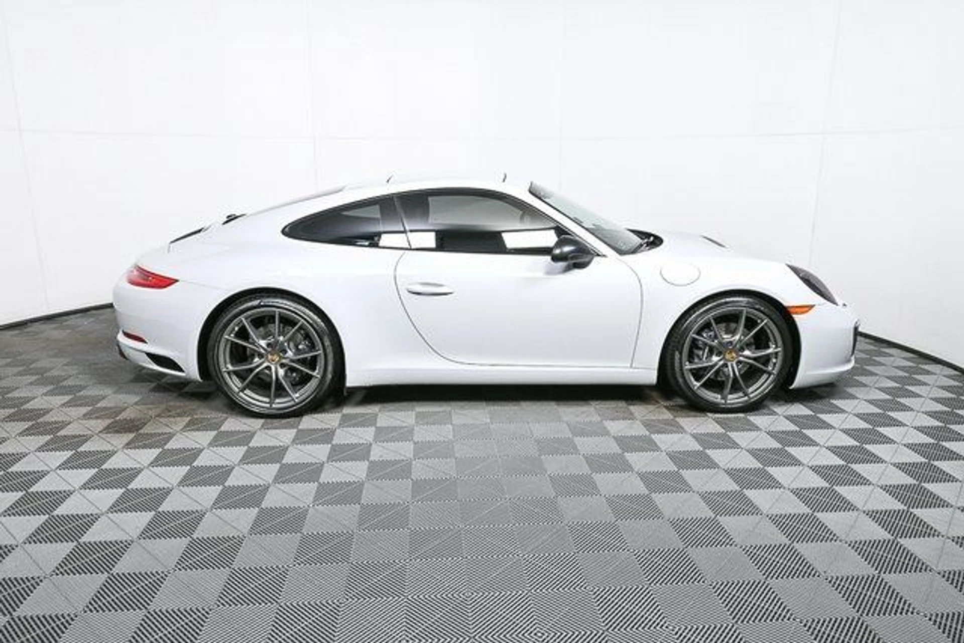 mph023_1712602993_9ee21f7919848b568f41b2952c9d90fb_78451b06ae