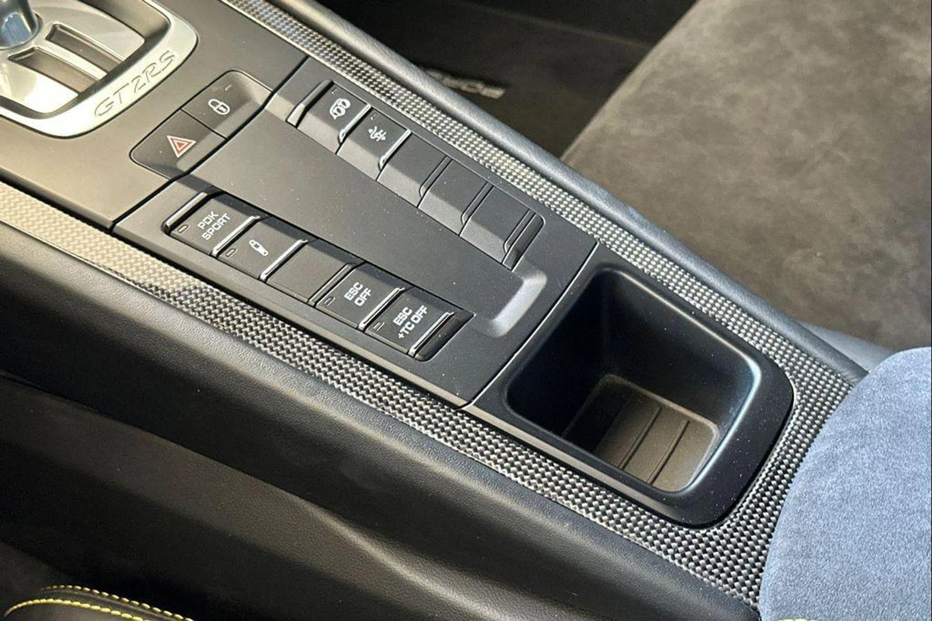 mph023_1731421043_VV_JMR_1_Sh8s60b_Ap_Vn_H_Em_J_Ozsos_0cf2291d99