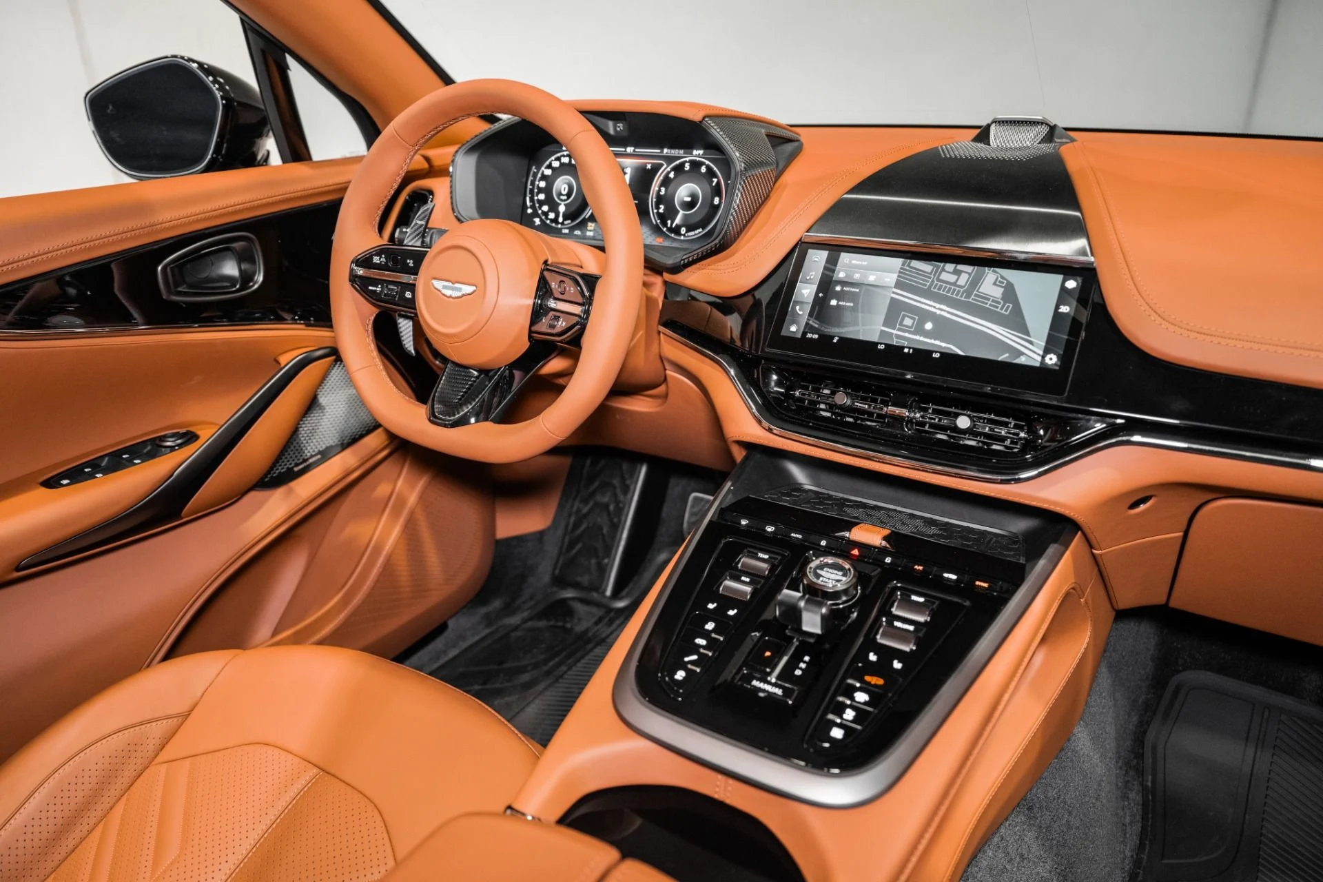 mph023_1733439190_New_2026_Aston_Martin_DBX_S_1775443121_b08ec42247