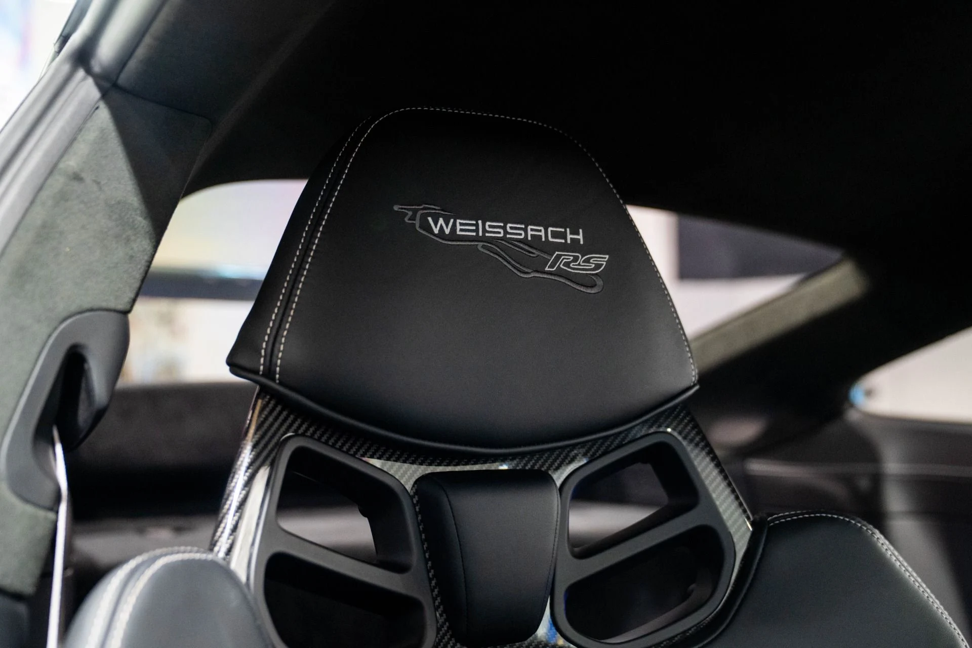 mph023_1735339658_Used_2024_Porsche_911_GT_3_RS_Arctic_Grey_Weissach_Package_1768063560_df725c0c4c