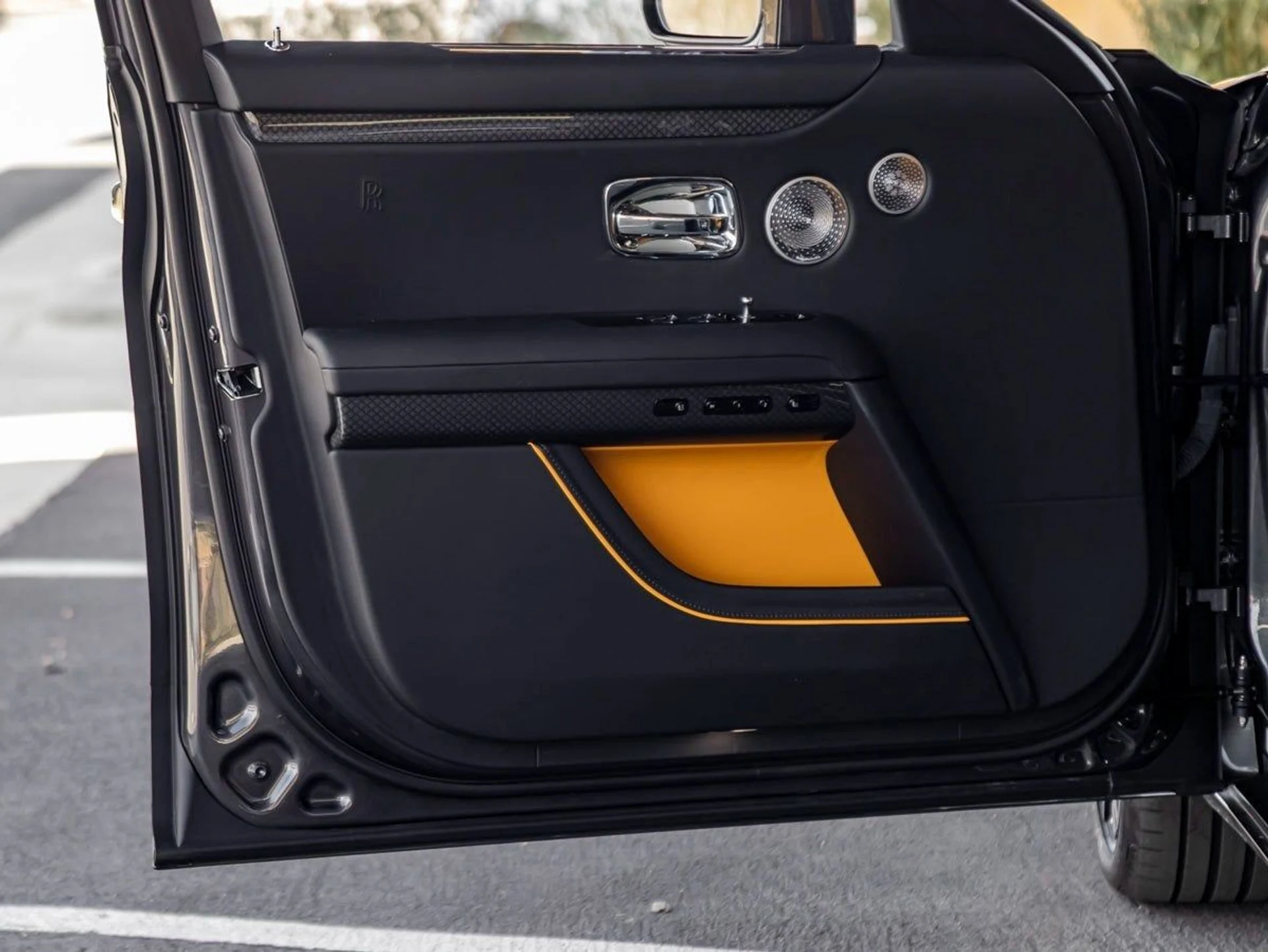 mph023_174457769_24_a035328206