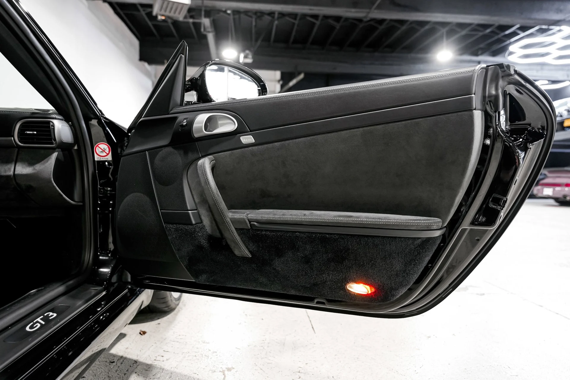 mph023_1745972168_ca05175905fec7ffc28e8971de978ad9x_1c18b94c04