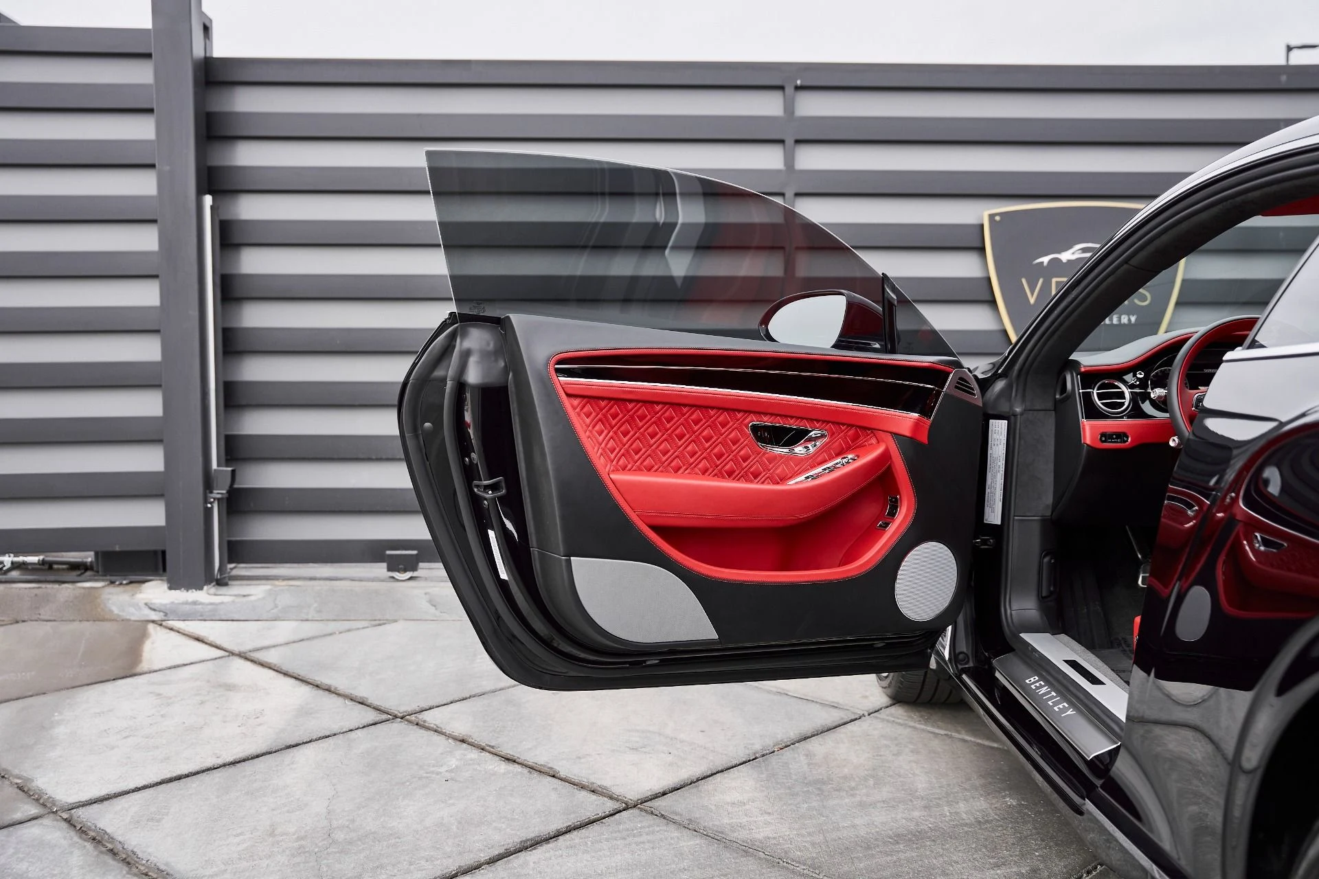mph023_174833883_Used_2022_Bentley_Continental_GT_V8_1766784143_cb025c7889