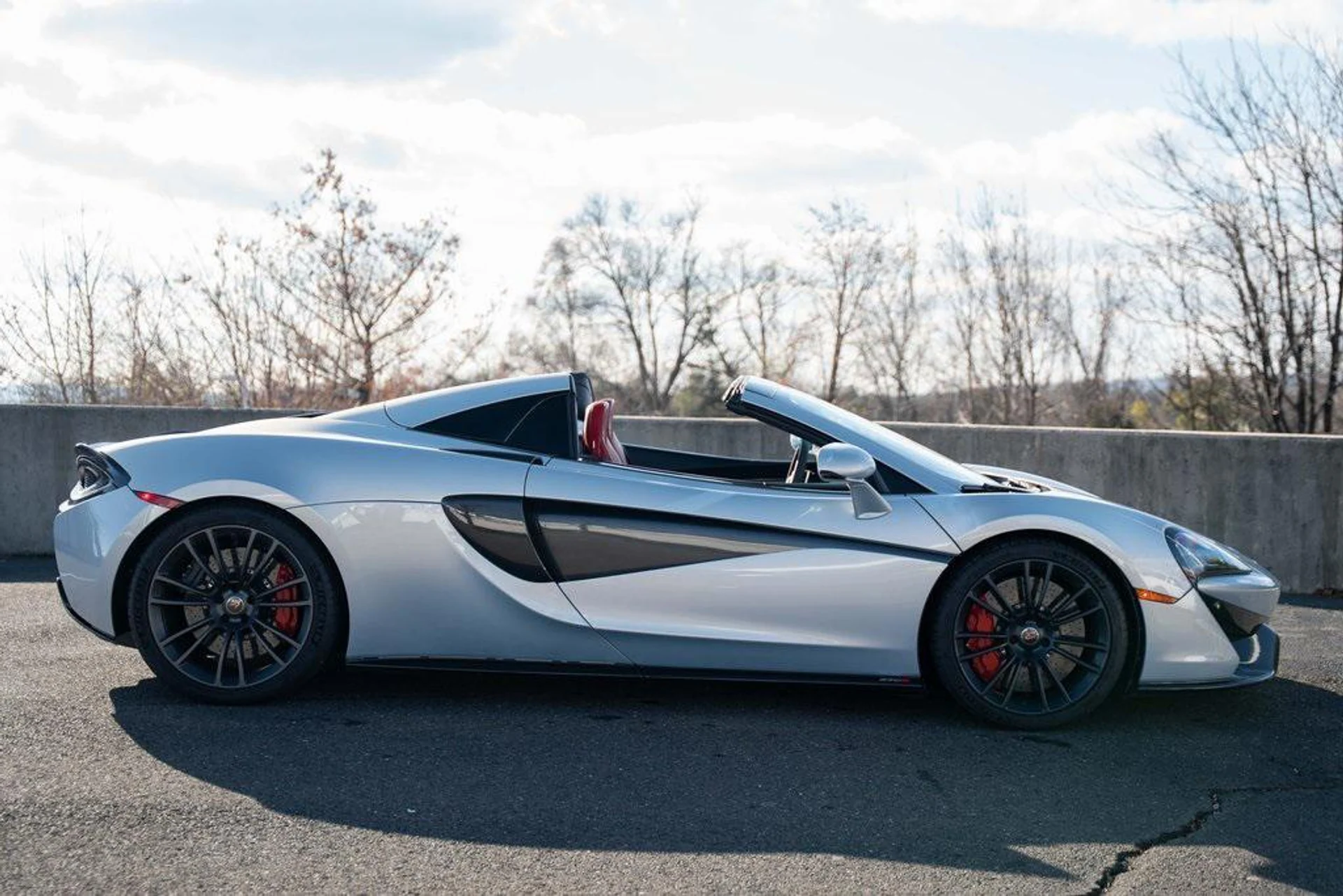 mph023_1749711575_LY_C8k_J_Kz_Ozvlm_P_Qk_O4lo_LR_Sq_I_6dfb0def3d