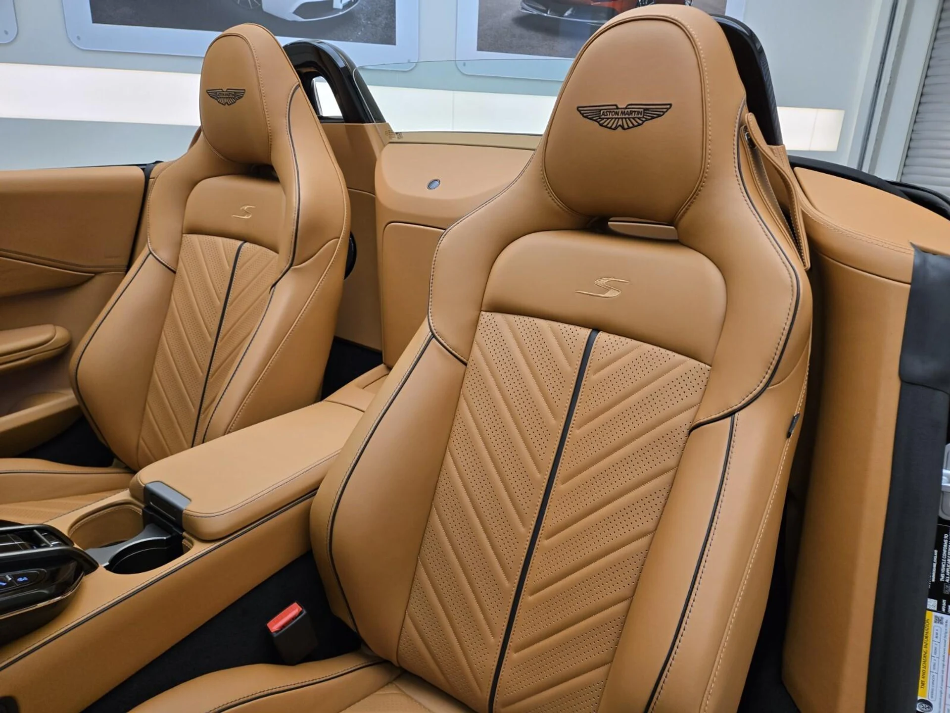 mph023_1750626354_New_2026_Aston_Martin_Vantage_S_1776403027_fab1d4dbd7