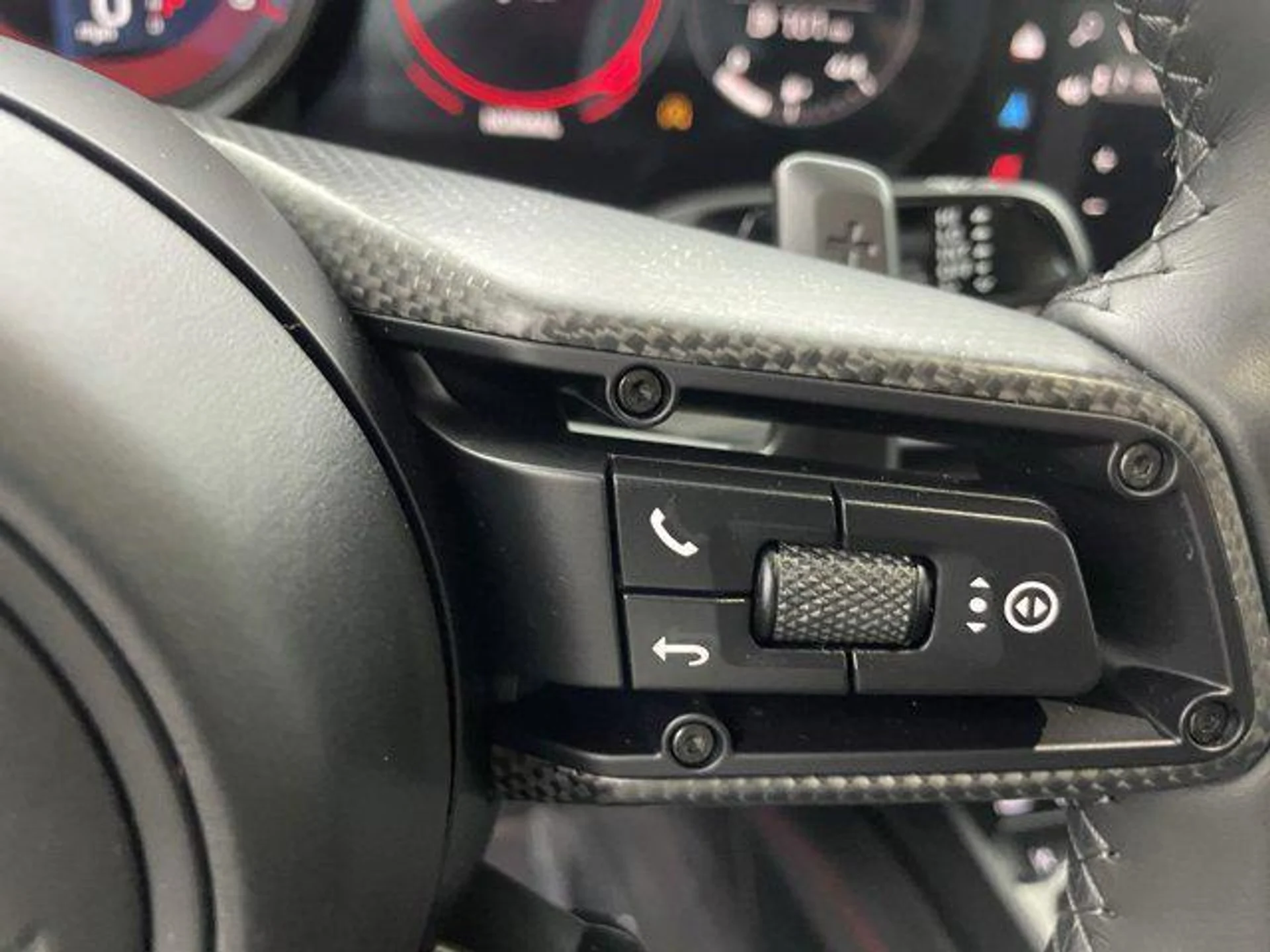 mph023_1758757654_3b_W_Skjz_P_atk_HE_Wnw9j7_Tkrgl_Dc_8e124966b5