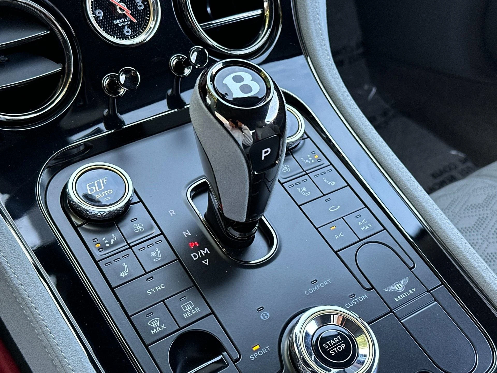 mph023_1764275962_Used_2025_Bentley_Continental_GT_Speed_1760604404_54b500dc96