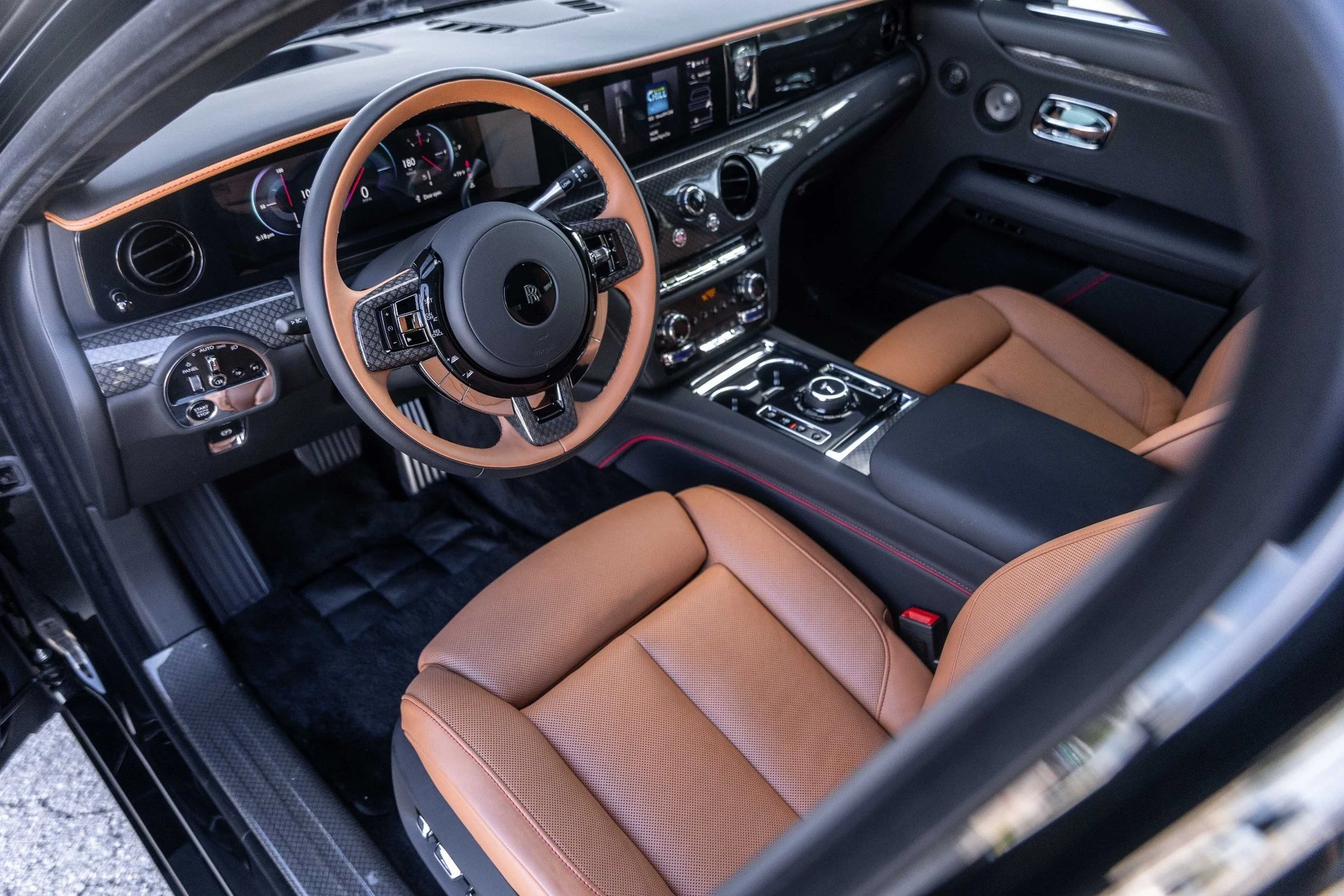 mph023_1771207922_Hi_Tech_Luxury_Imports_LLC_SCA_33_GZ_02_SU_231470_image_23_9d34e2c9a3