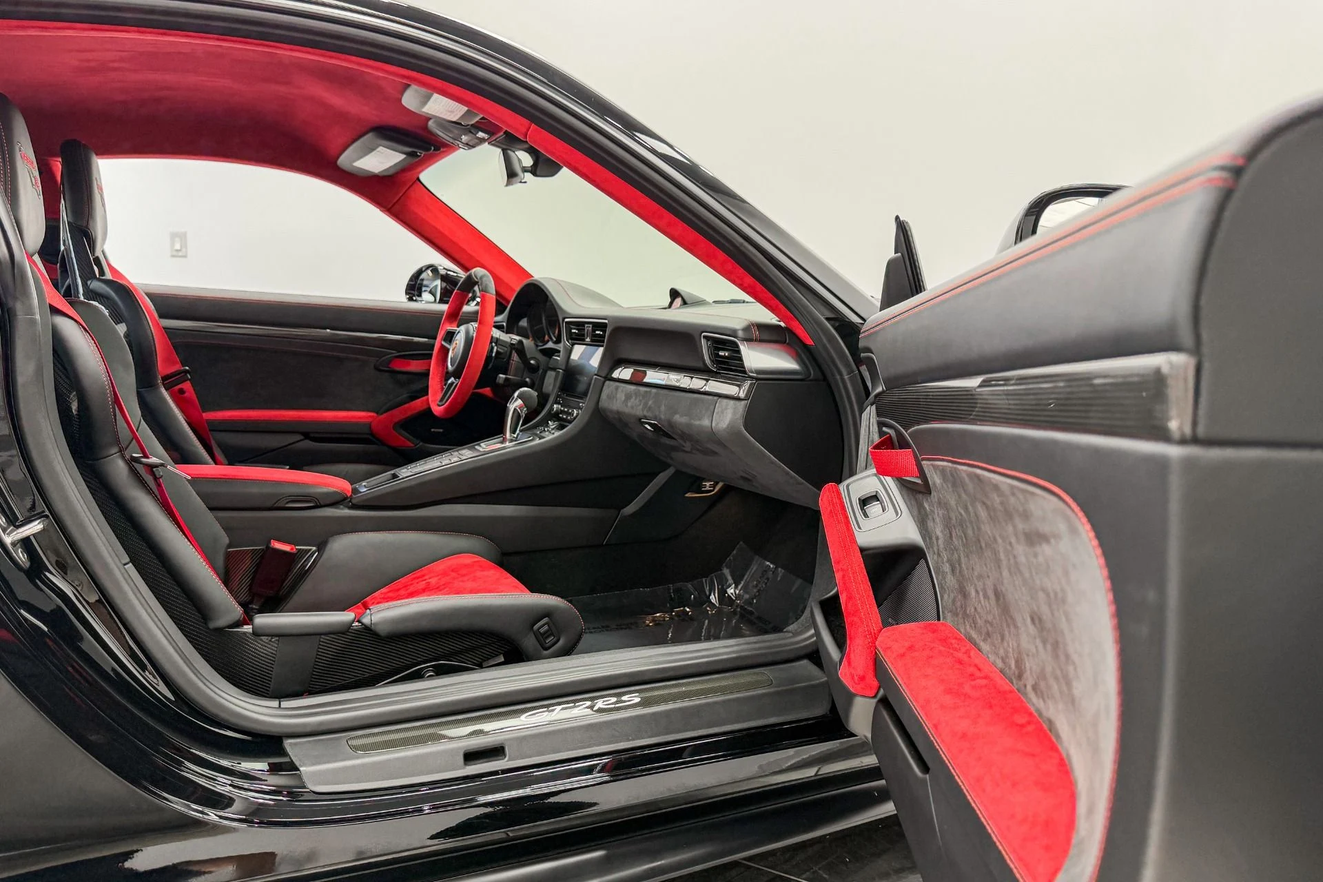mph023_1776400075_Used_2018_Porsche_911_GT_2_RS_Very_Low_Miles_Weissach_Extended_Leather_Carbon_Buckets_1782240974_dab185c87d