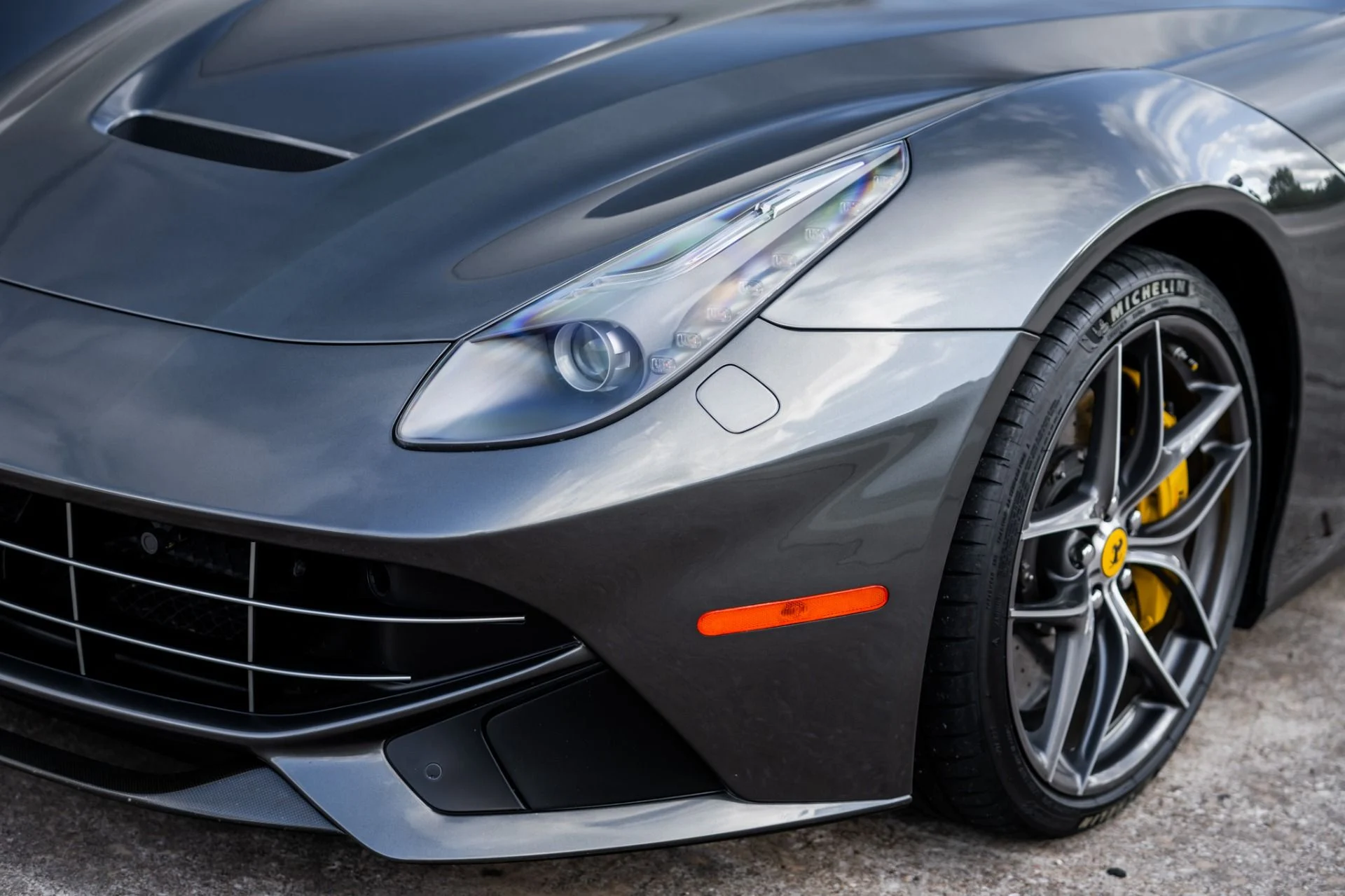 mph023_1784401374_Used_2015_Ferrari_F12berlinetta_1763421627_20044333ee