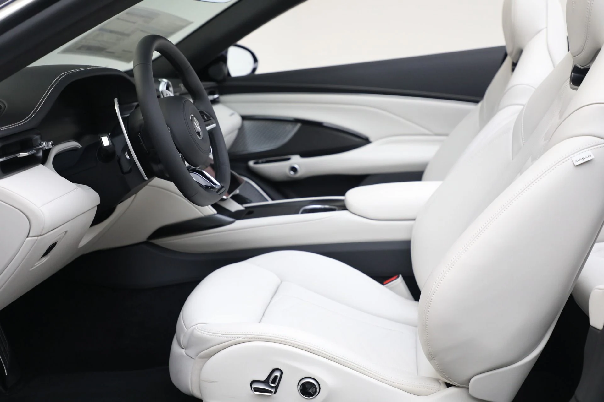 mph023_1791887539_New_2026_Maserati_Gran_Cabrio_Modena_1760548324_07e81aaa66