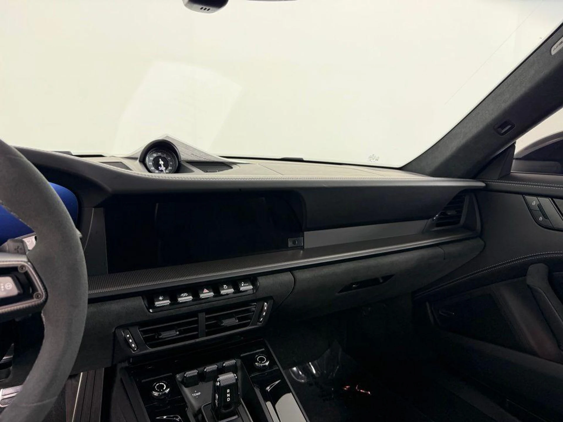mph023_1794187186_vw_J7a_Hi_Zixa_Aob_Sdn_Lz_Bxlt_V3_M_94624e48ee