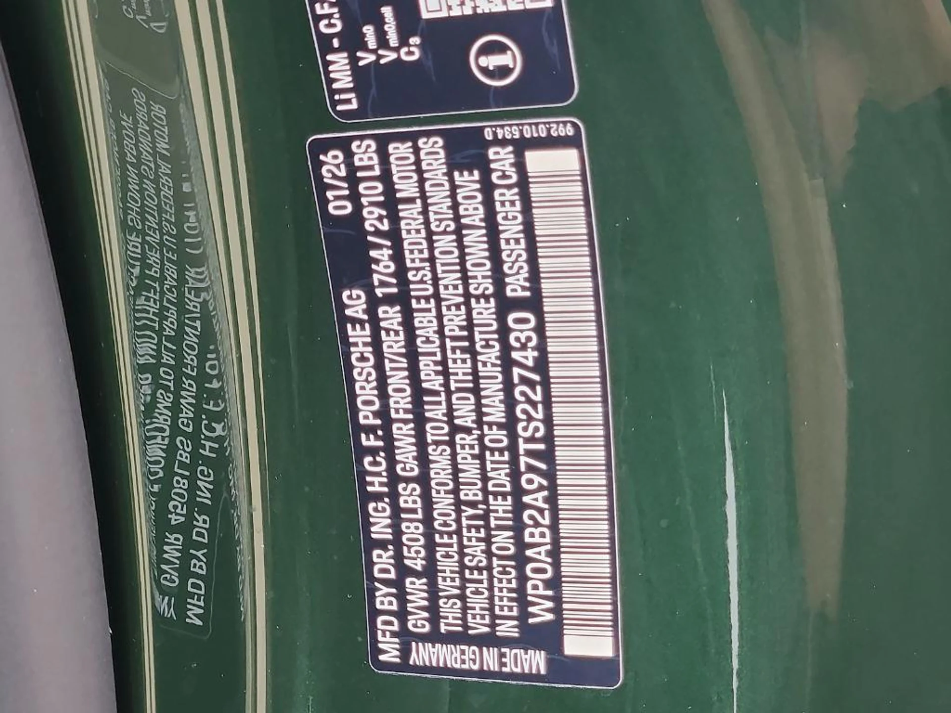 mph023_179816458_B8_WV_40_V8_BA_La15u1g_I_Lf_QE_4d_I8_81f4d3adce