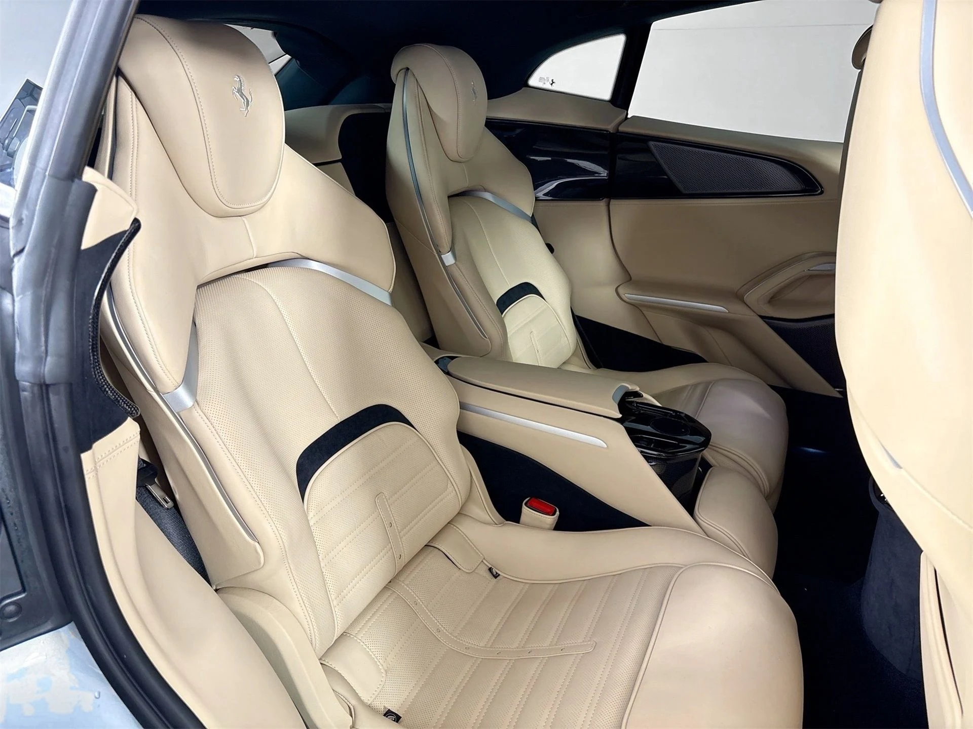 mph023_180628242_2c252e8a509531c456cab289093c0278_3a7349b6d5