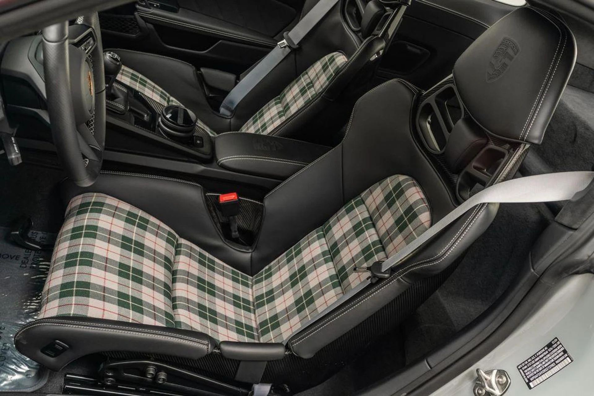 mph023_1809701206_c6_Tpzvka2_V2_GJB_26_Jx_H9a0_Kqslg_c640a81e1f