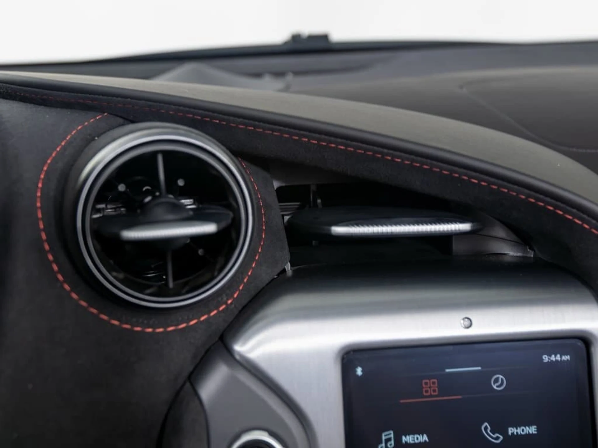 mph023_1812238285_dfb6e5251b7c5989171d2d6e7860ec80x_d36c33b3b5