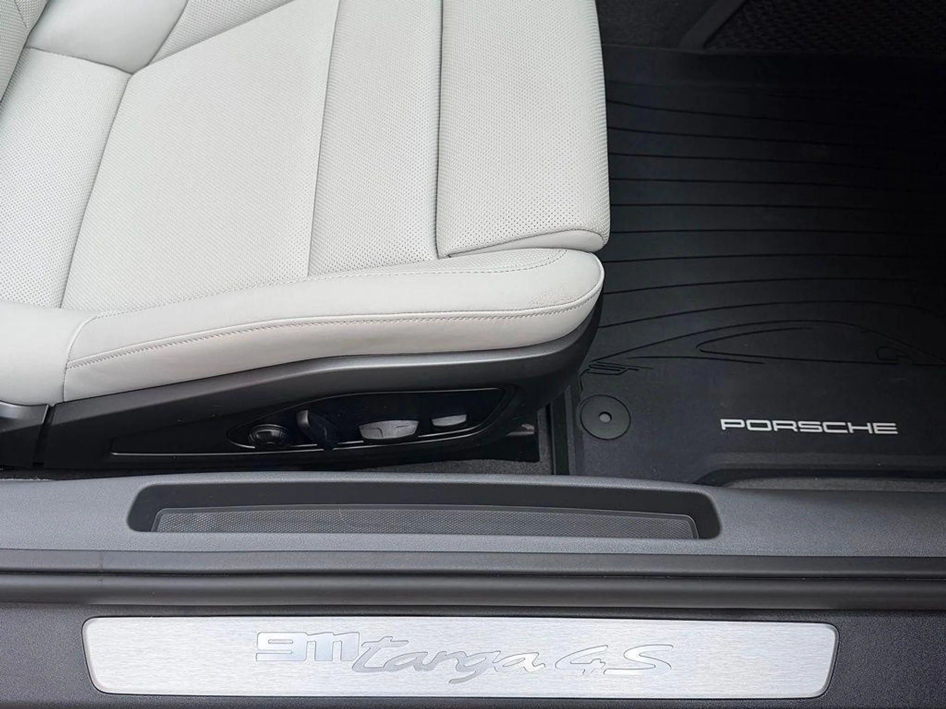 mph023_1814984079_l_Ew_I_Aa_Pw3_Cyjj_Lv_O05_Pgggr42_SY_54ee304111