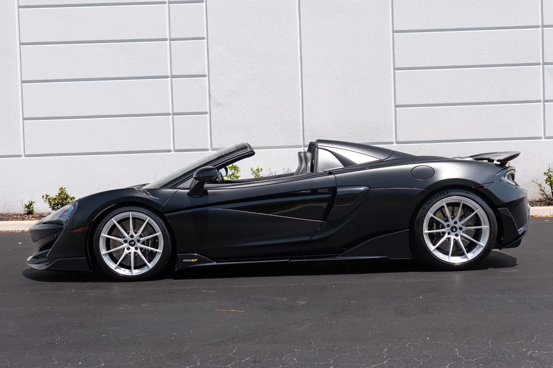 mph023_1815873213_Used_2020_Mc_Laren_600_LT_Spider_1777683244_2d43713e84