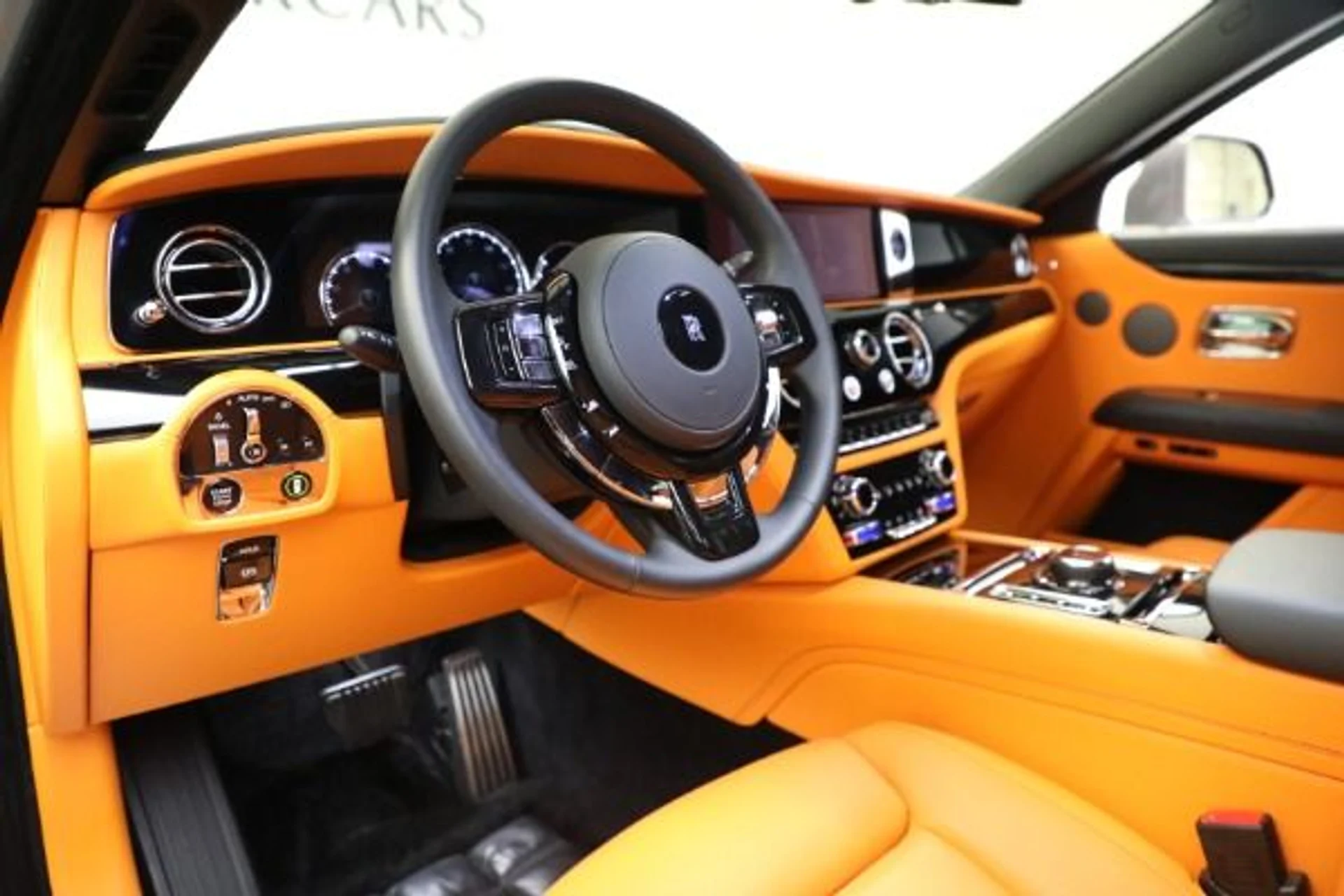 mph023_1819445656_Used_2023_Rolls_Royce_Ghost_5ed83f8d9f